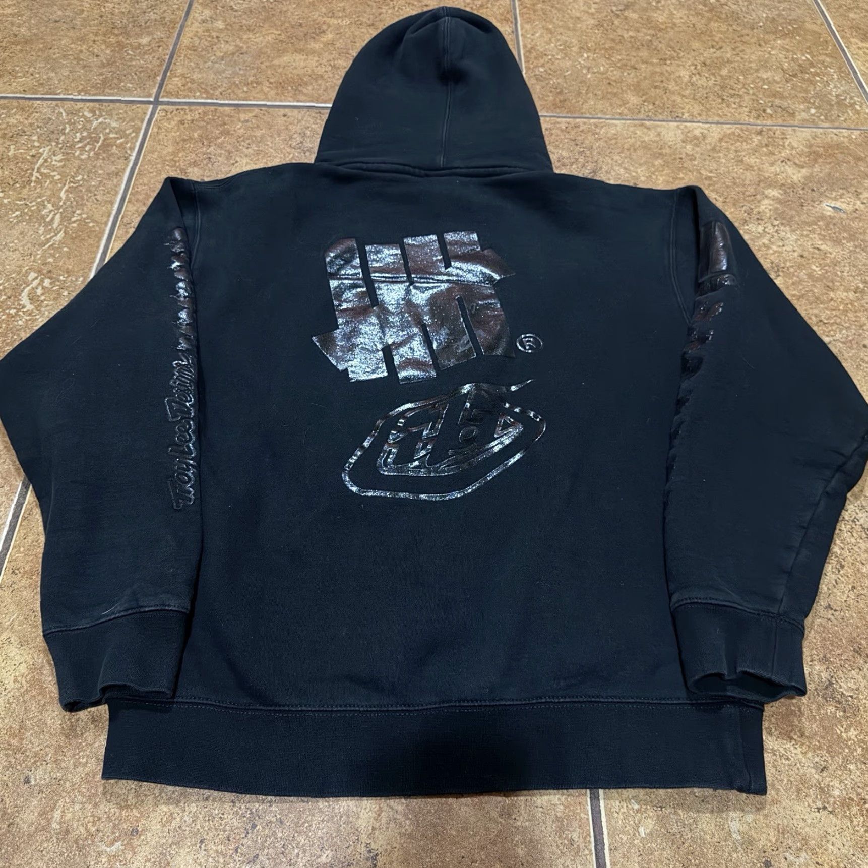 Undefeated Undefeated Troy Lee Designs Hoodie Mens Motocross MX Size M Black EUC RARE Size US M / EU 48-50 / 2 - 2 Thumbnail