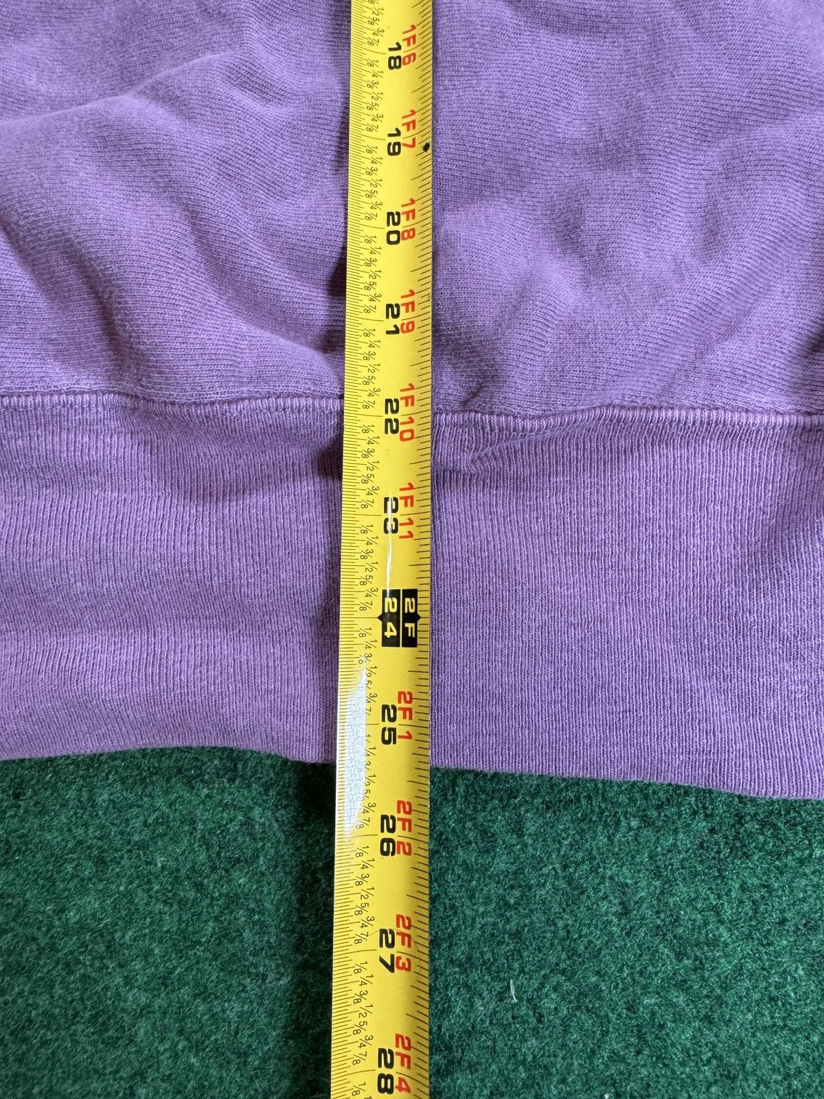 Champion × Vintage Vintage 90s Champion Reverseweave Lilac Purple Sweatshirt Size M / US 6-8 / IT 42-44 - 5 Thumbnail