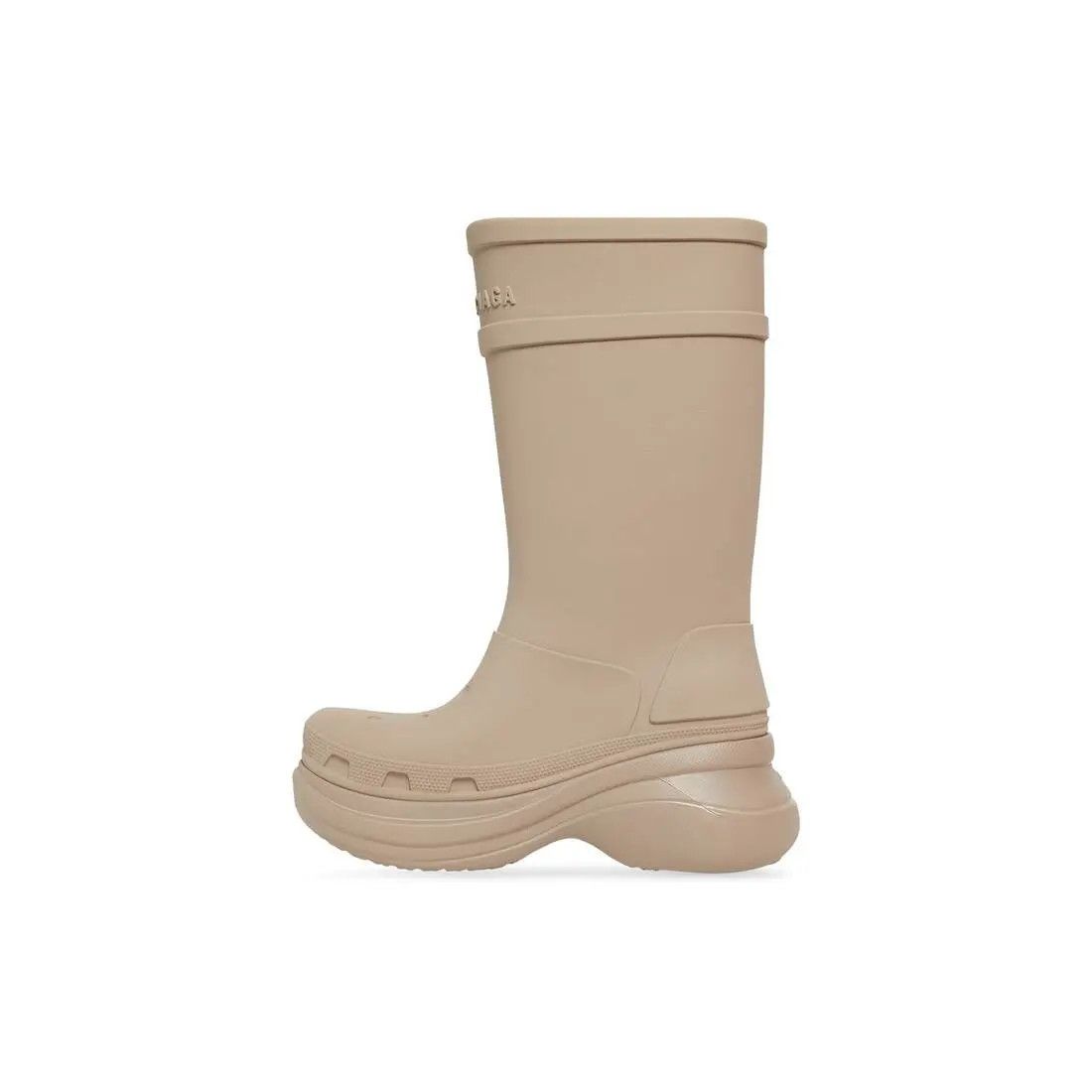o1w1db10325 Crocs™ Boots in Beige