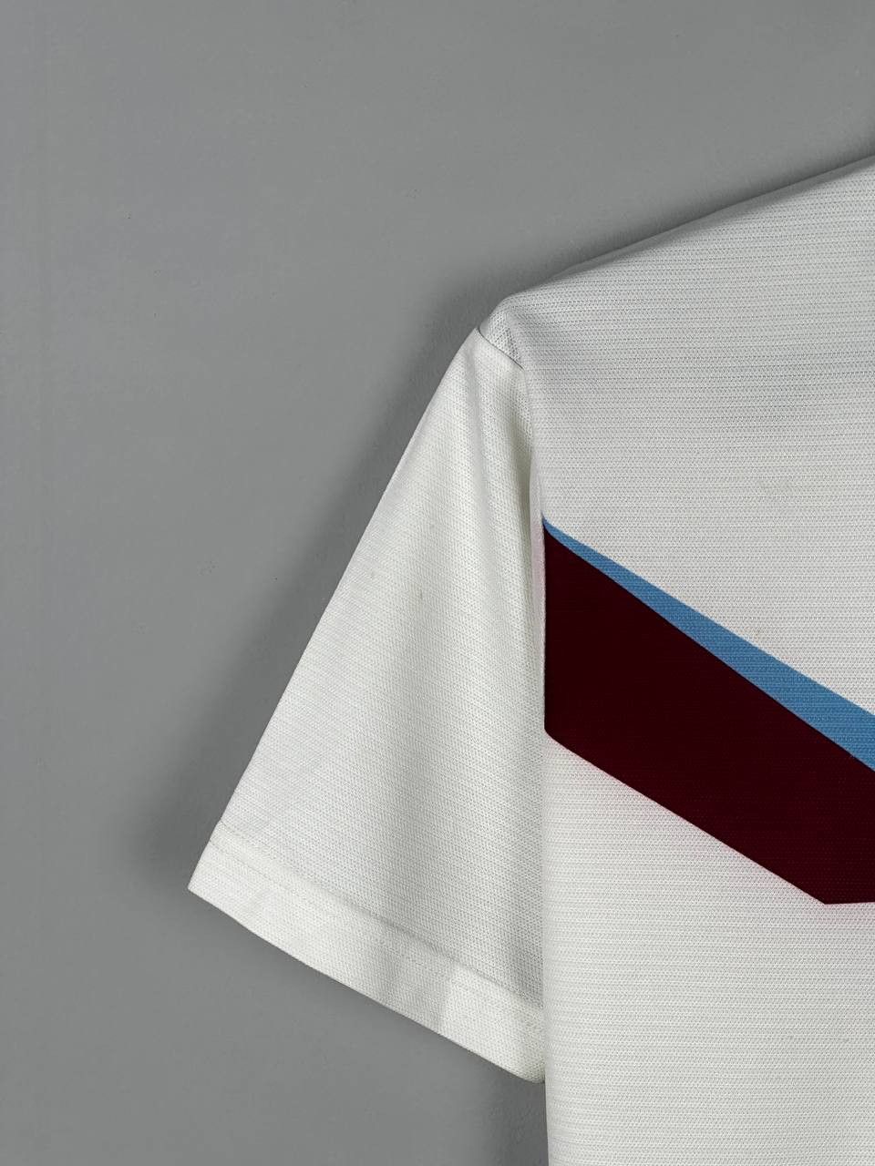 Reebok Vintage Reebok Aston Villa 1999 Home Kit Soccer Jersey Size US S / EU 44-46 / 1 - 6 Thumbnail