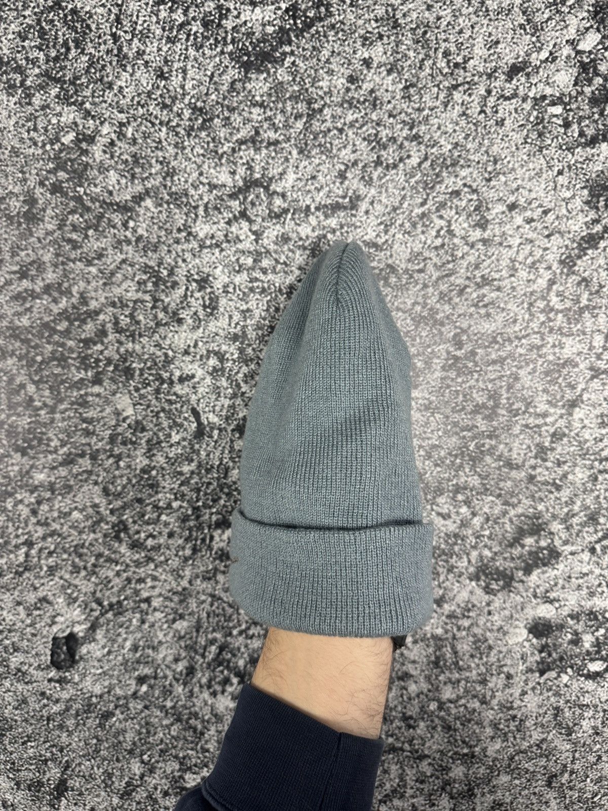 Nike Vintage 90s Nike Beanie Hat Swoosh Logo Streetwear Y2K Size ONE SIZE - 3 Thumbnail