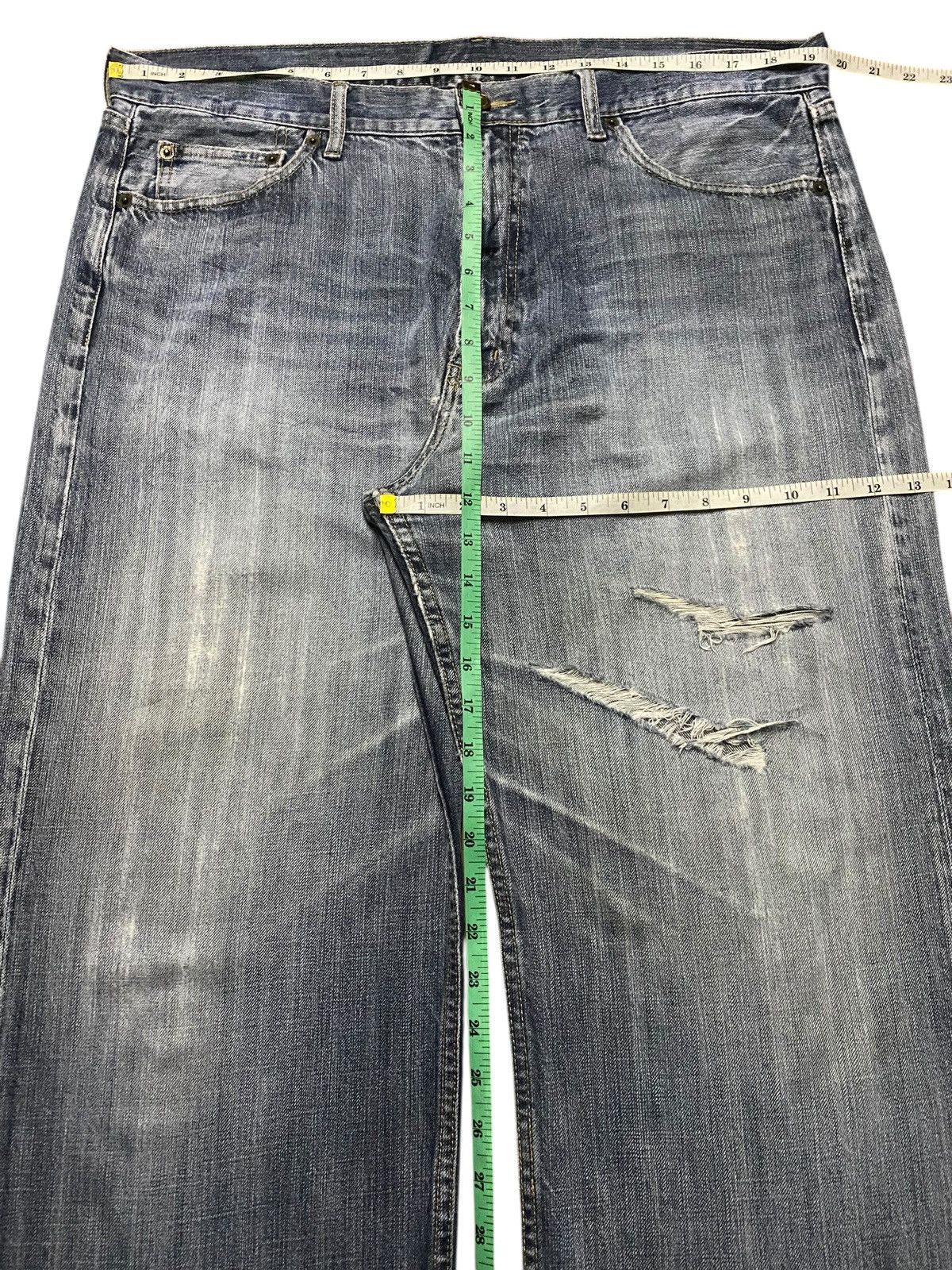 Japanese Brand Vintage Japanese Brand Stone Wash Distressed Baggy Jeans Size US 37 - 15 Thumbnail