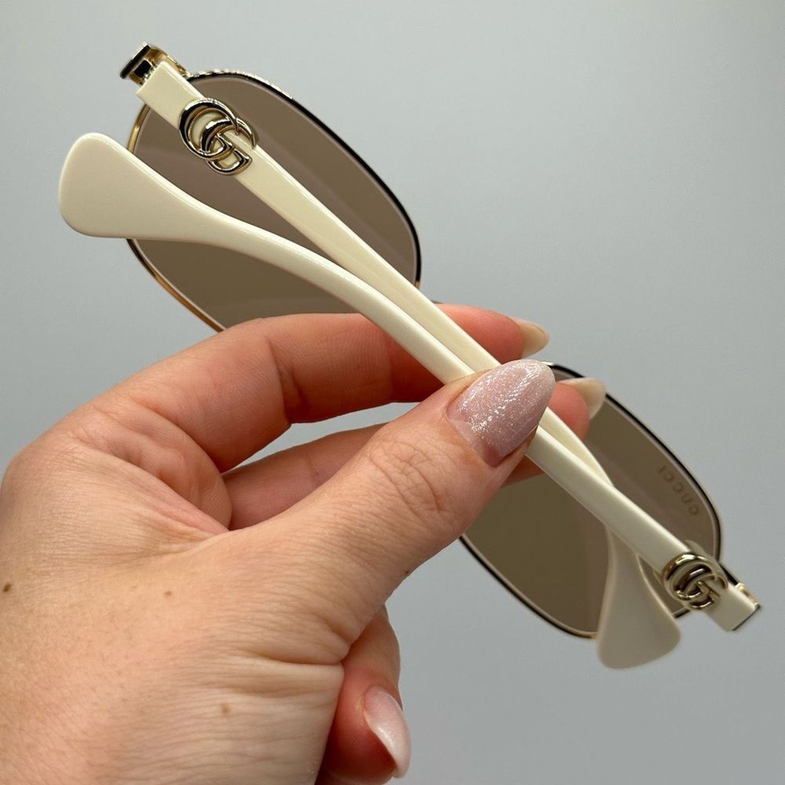 Gucci BRAND NEW GUCCI GG1593S 002 Gold/Ivory/Pink Women Sunglasses Size ONE SIZE - 10 Thumbnail