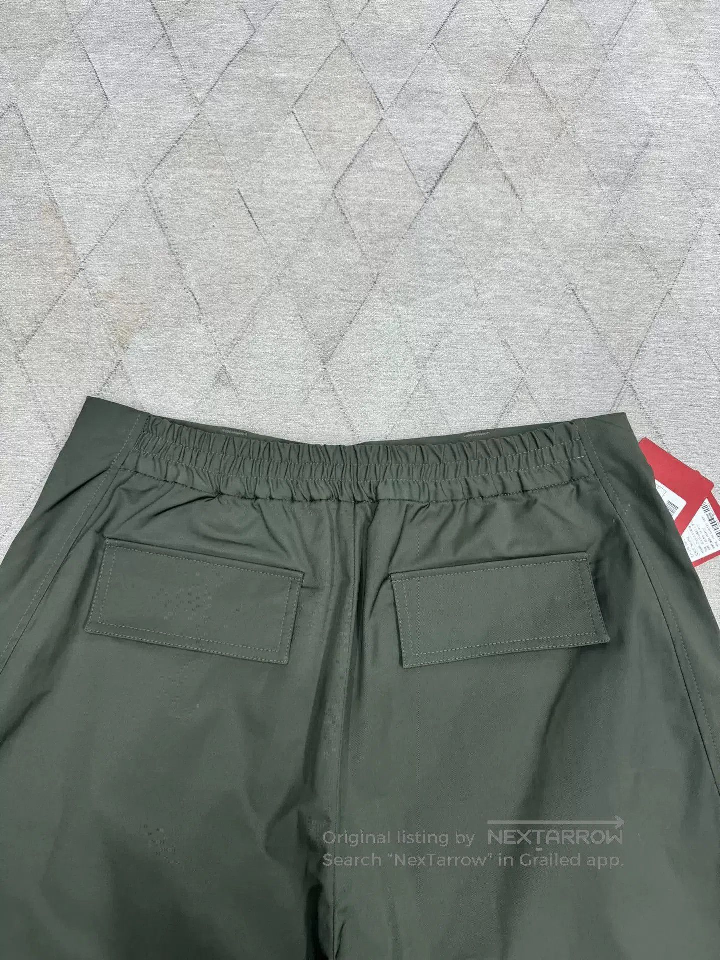 Valentino Valentino Army Green Cargo Shorts. Size US 36 / EU 52 - 4 Thumbnail