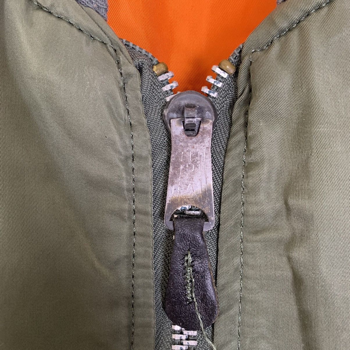 Alpha Industries Alpha Industries American Military Bomber Flight Jacket Size US L / EU 52-54 / 3 - 8 Thumbnail