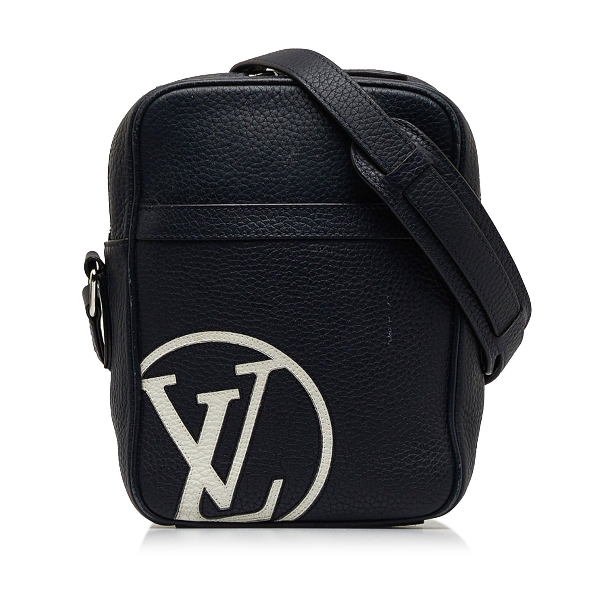 Louis Vuitton Louis Vuitton Taurillon Danube LV Circle PM Blue Size ONE SIZE - 1 Thumbnail
