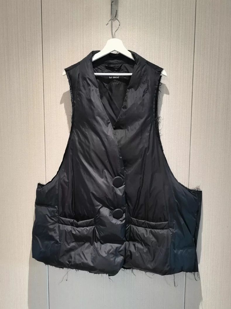 Raf Simons Raf Simons Large silhouette down vest jacket Size US S / EU 44-46 / 1 - 2 Thumbnail