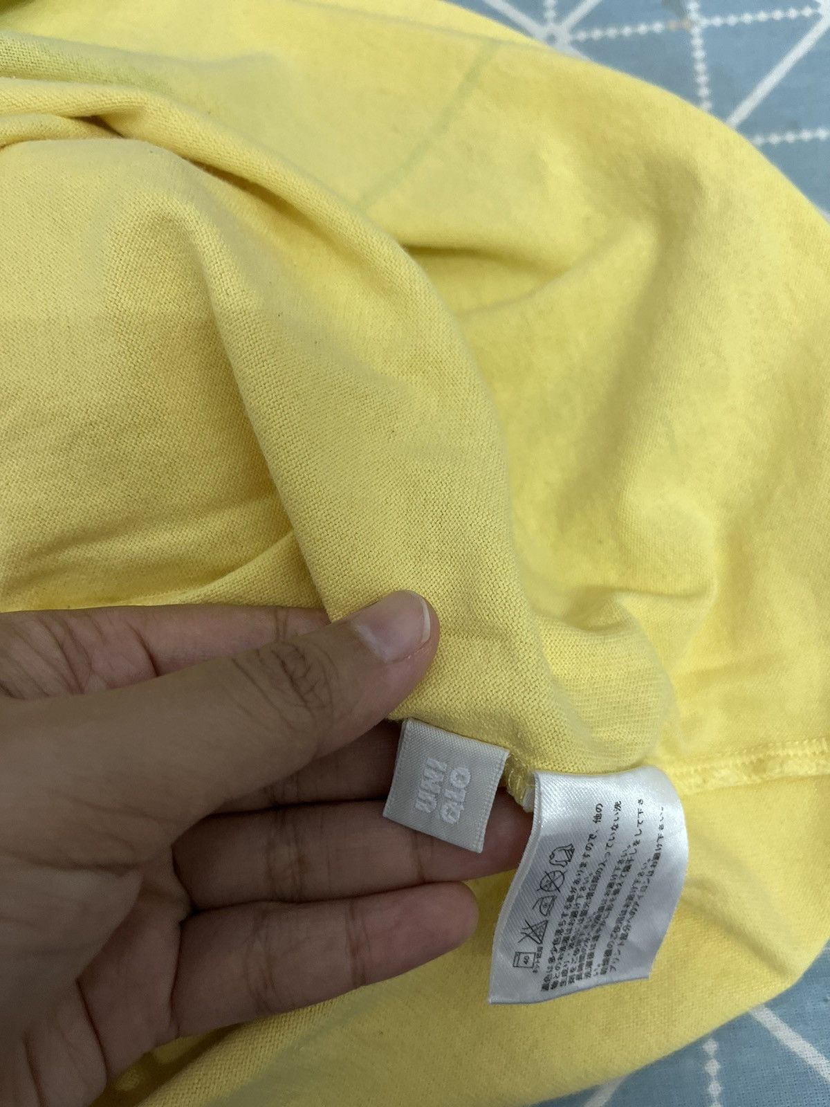 Andy Warhol × Uniqlo Andy Warhol Campbell Yellow Tee Size US XL / EU 56 / 4 - 8 Thumbnail