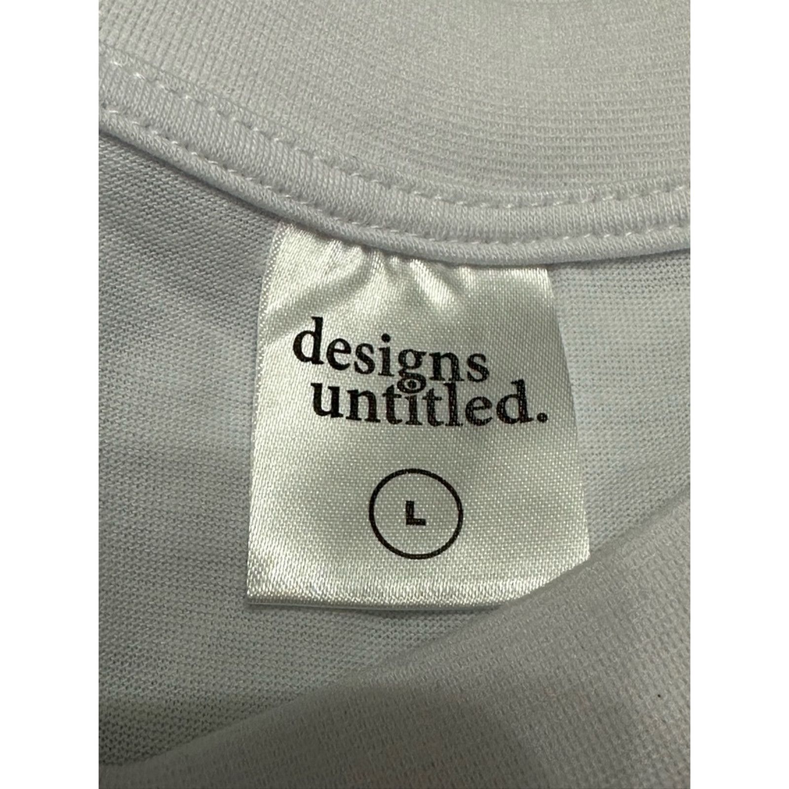 Other Designs Untitled Graphic T-Shirt Short Sleeves White Men's L Size US L / EU 52-54 / 3 - 7 Thumbnail