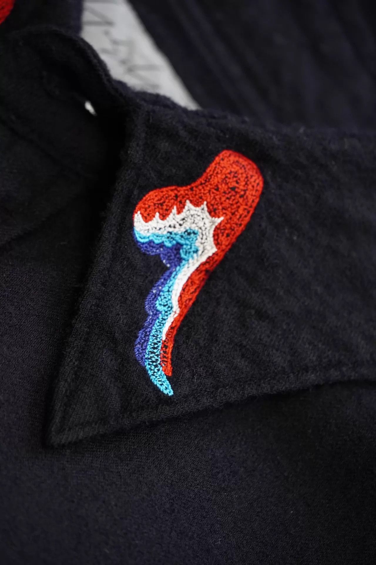 Yohji Yamamoto Yohji Yamamoto 02AW Wings Embroidered Shirt Size 3 Size US L / EU 52-54 / 3 - 4 Thumbnail