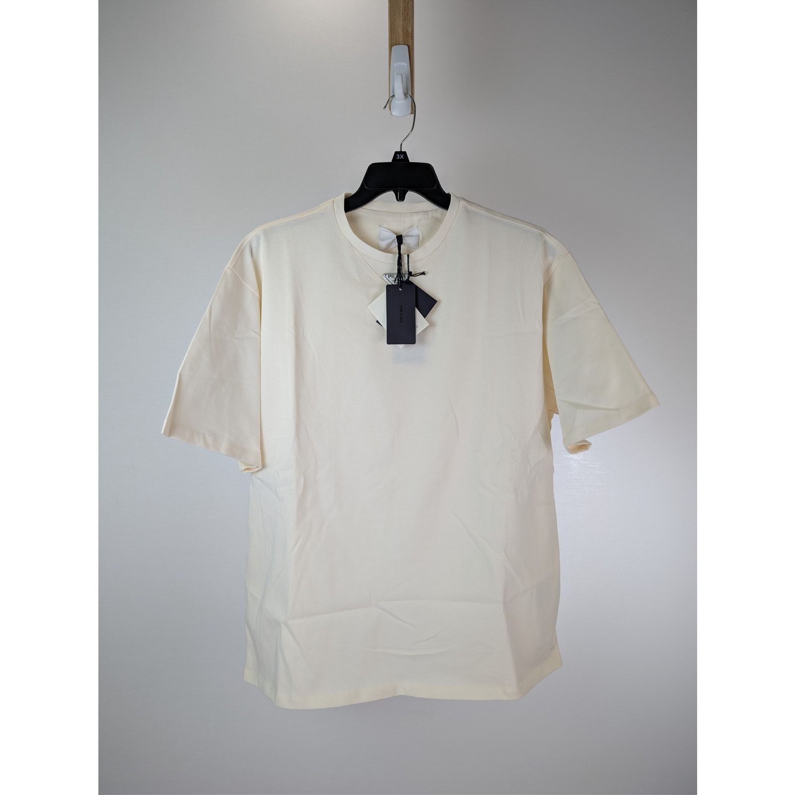 Prada o1rshd1 Prada T-Shirt in Beige Size US XXL / EU 58 / 5 - 2 Thumbnail