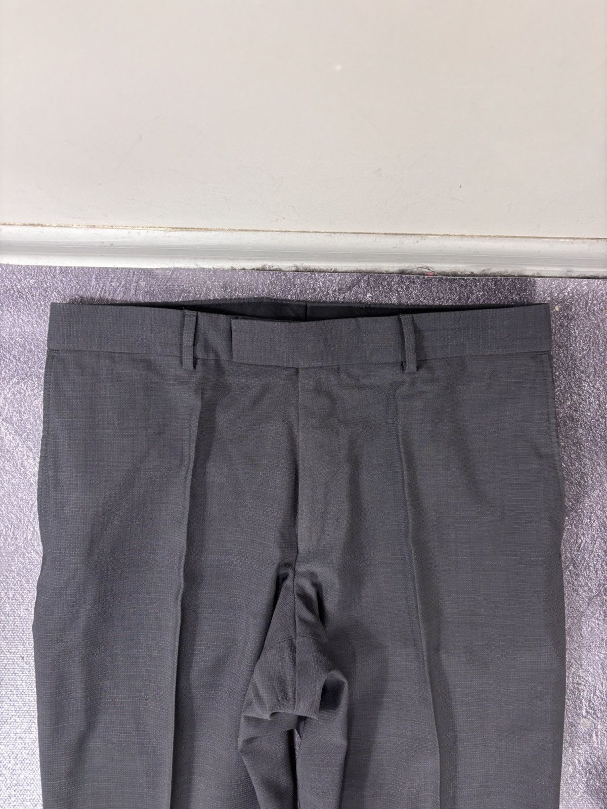 Hugo Boss Hugo Boss Men’s 2-Piece Textured Grey 120s Wool Suit Size 40R - 22 Thumbnail