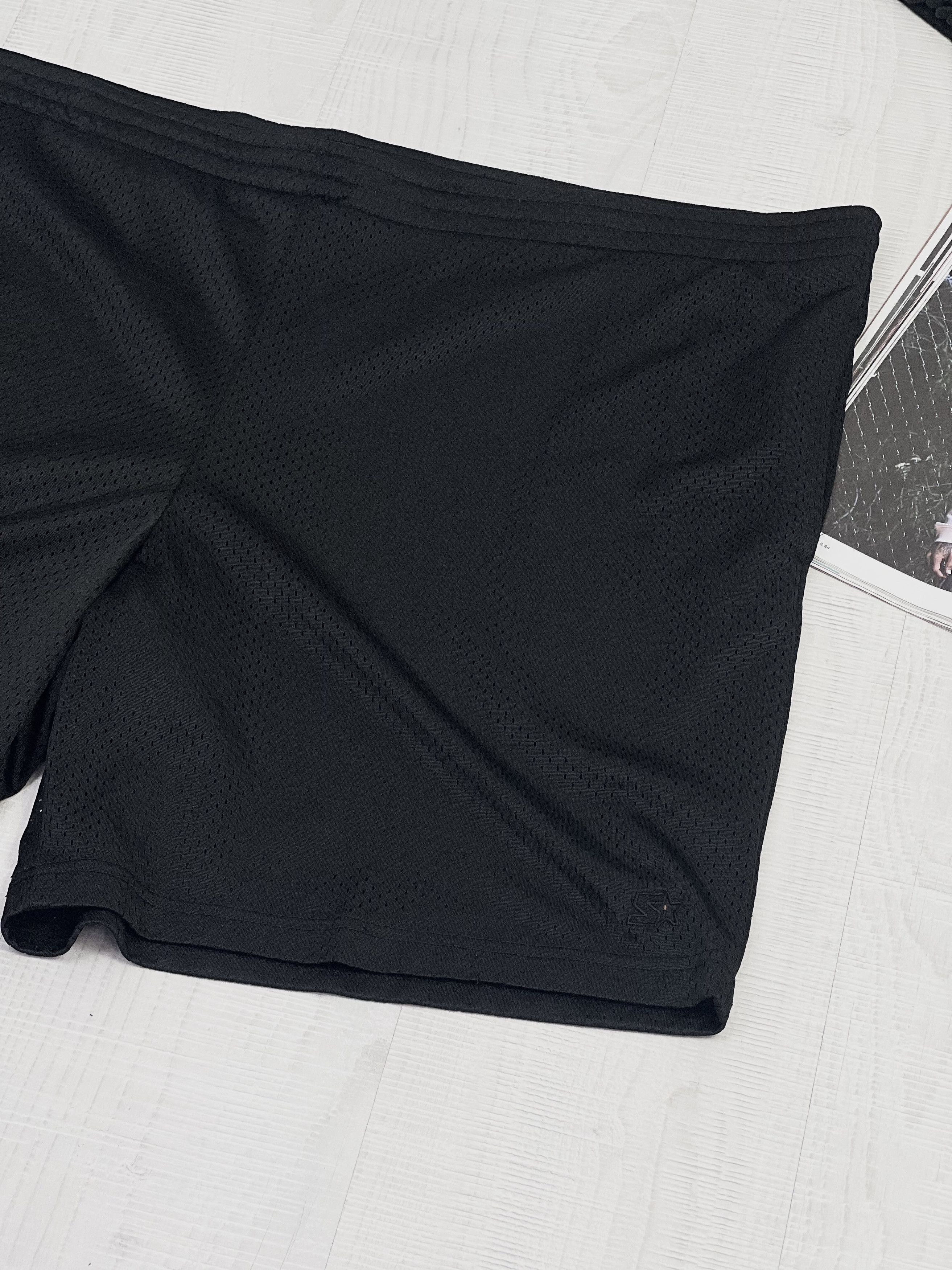 Starter × Vintage Starter vintage shorts Size US 38 / EU 54 - 2 Thumbnail