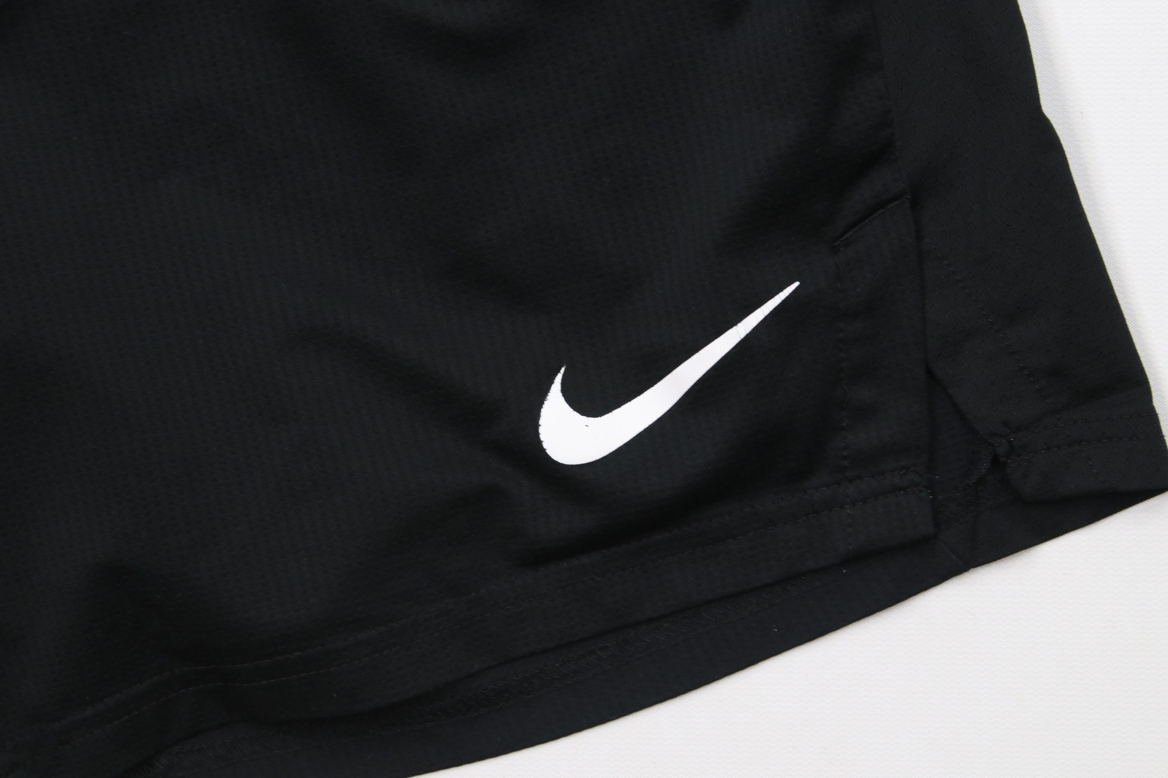Nike × Vintage Vintage Y2K Nike Big Swoosh Running Jogging Soccer Shorts Size US 34 / EU 50 - 5 Thumbnail