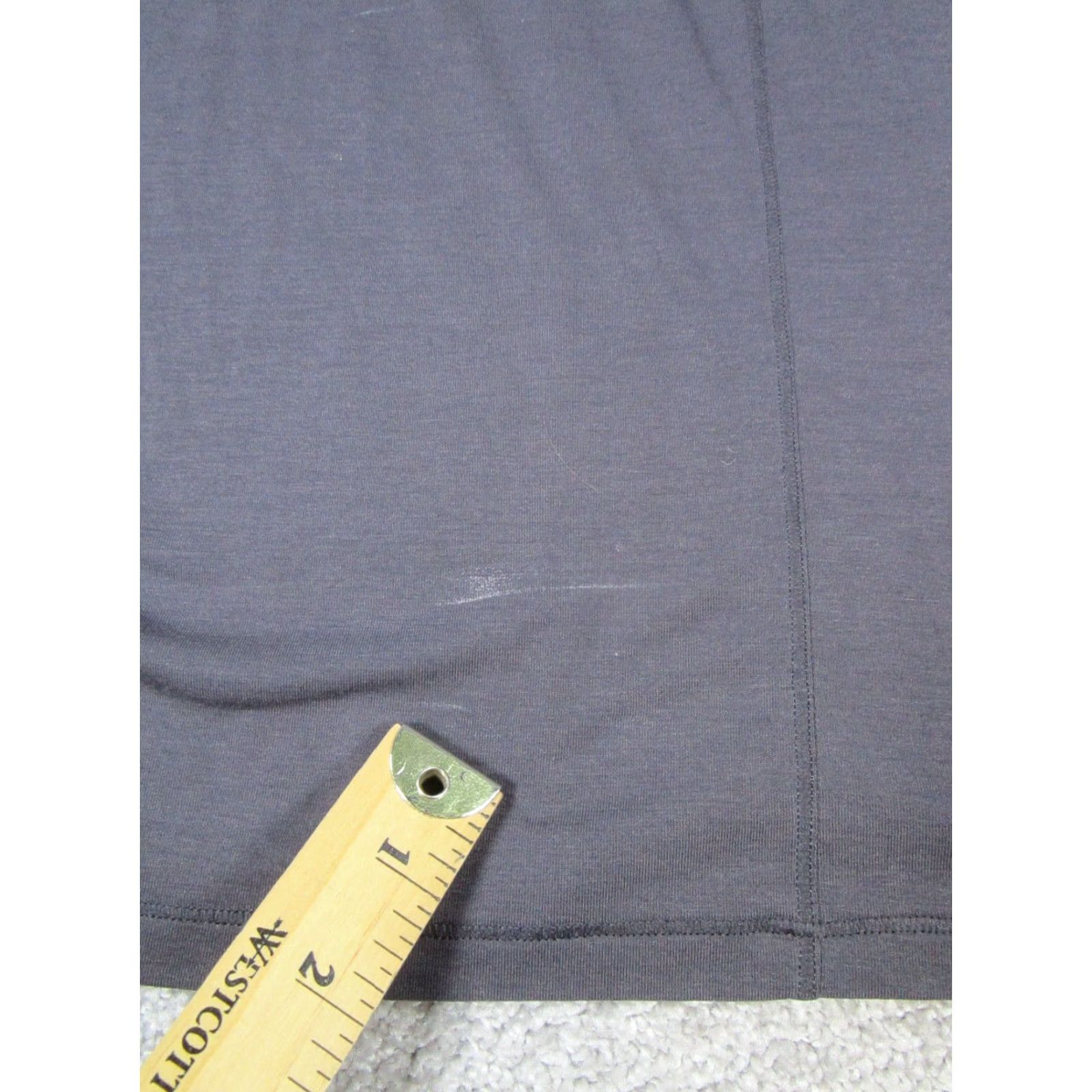 Athleta Athleta Shirt Womens XS Gray Pullover Activewear Breathable Lightweight Arm: Long Sleeve Round Neck Athletic Fit Gym & Training Womens XS Gray Size XS / US 0-2 / IT 36-38 - 5 Thumbnail