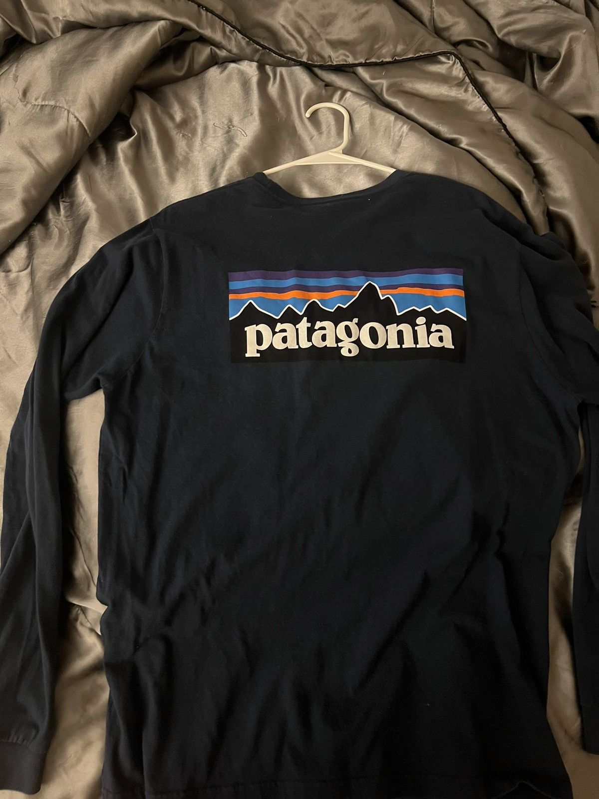 Patagonia Patagonia navy blue XL long sleeve t shirt men’s XL Size US XL / EU 56 / 4 - 1 Thumbnail