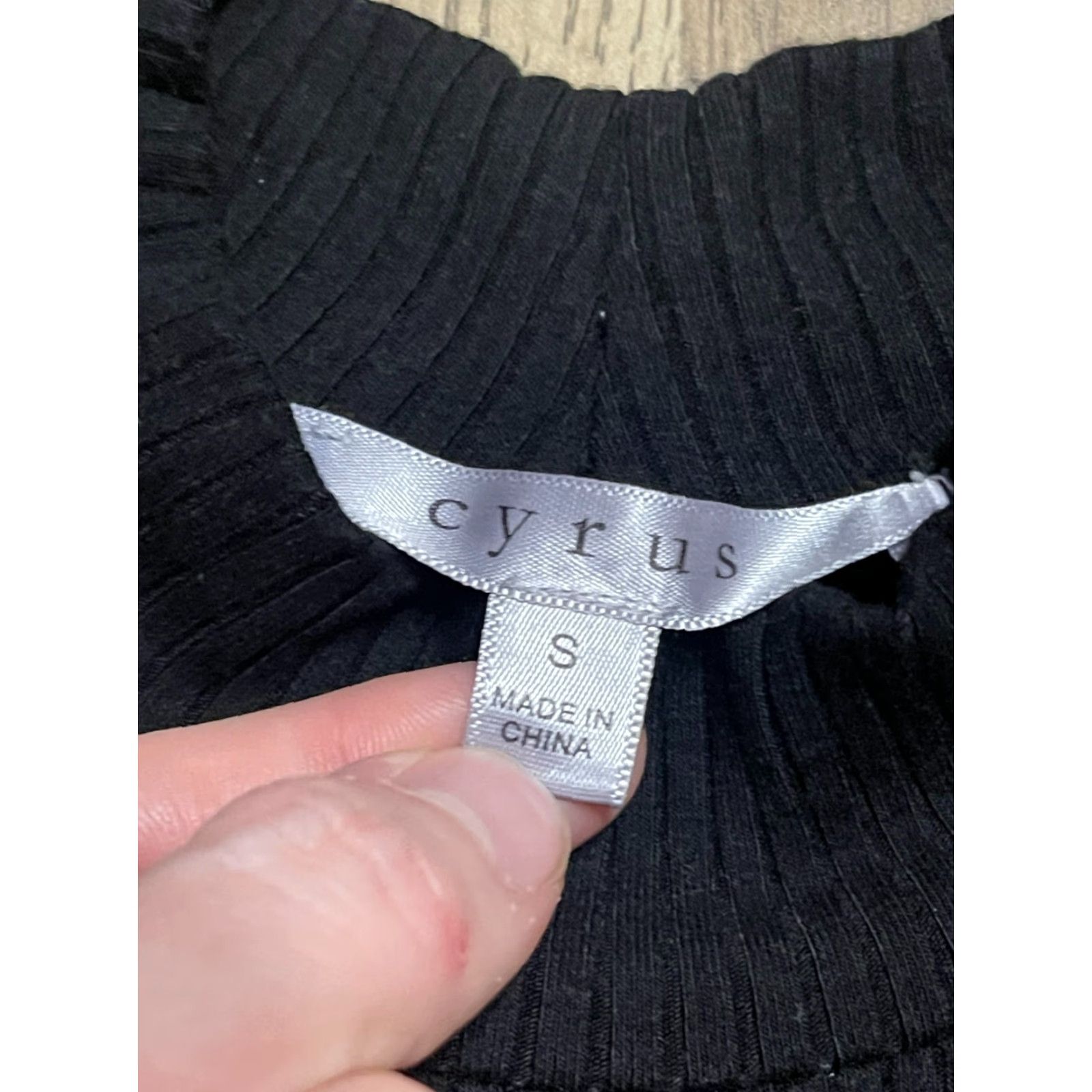 Vintage Cyrus Shirt, Women's Size Small, Black, Sleeveless, Turtleneck, Tank, Regular, Casual, Fall/Spring/Summer, Womens Size S / US 4 / IT 40 - 5 Thumbnail