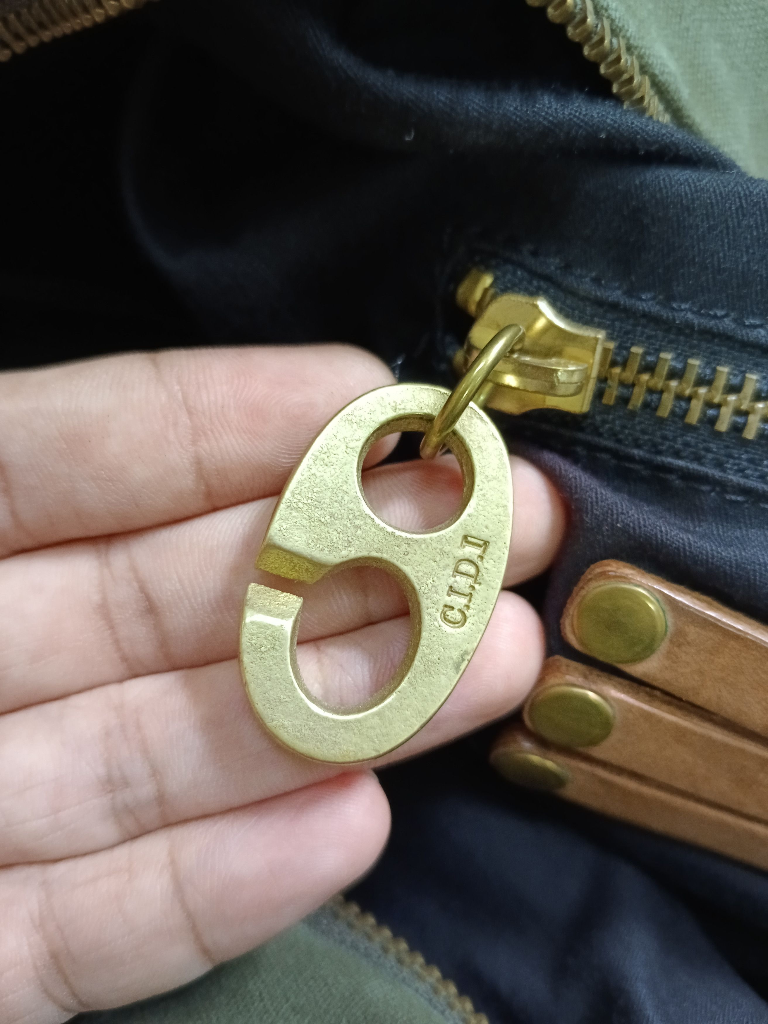 Cornelian Taurus By Daisuke Iwanaga Cornelian Taurus By Daisuke Iwanaga Canvas Tote/Crossbody Size ONE SIZE - 9 Thumbnail