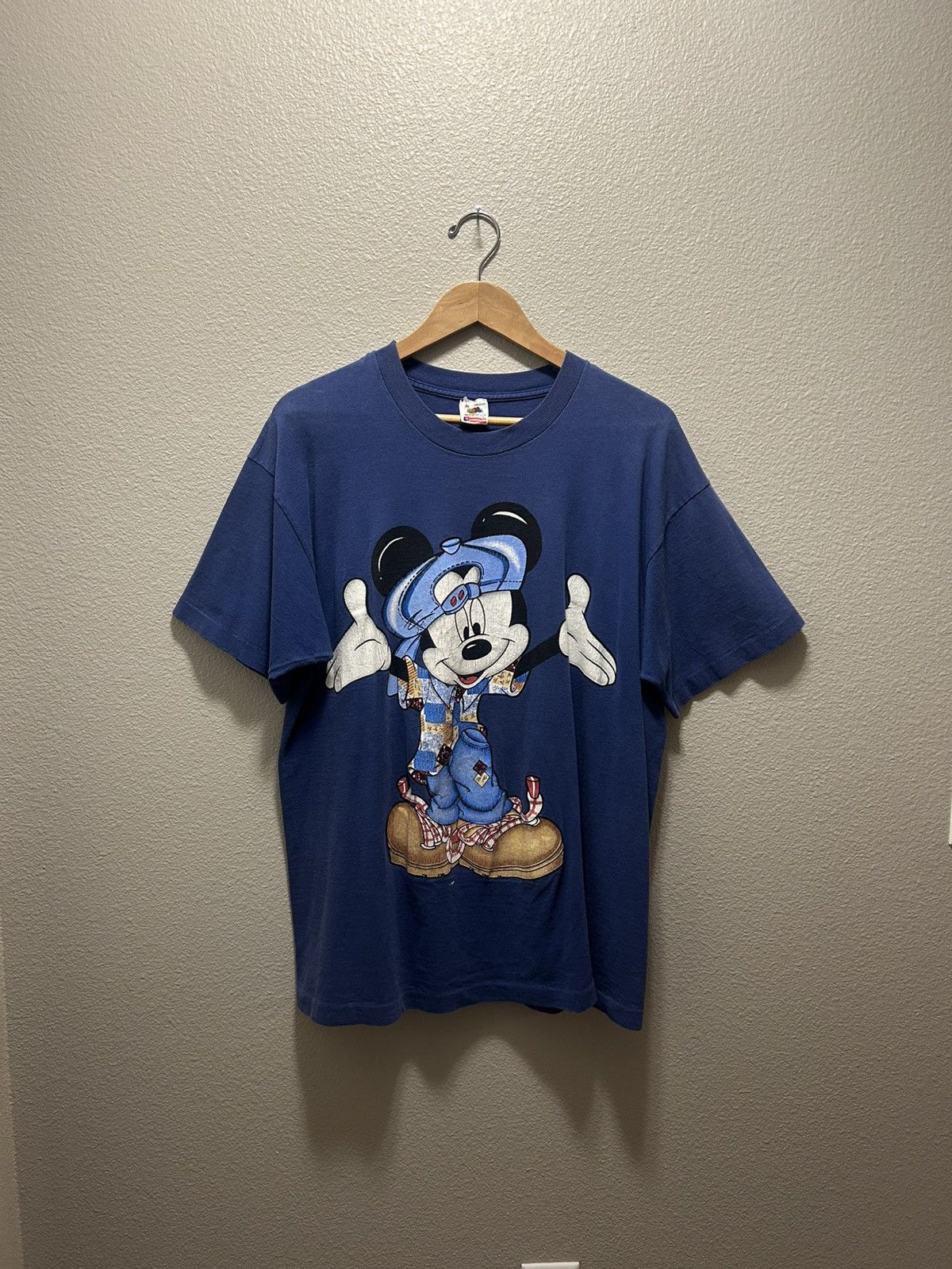 Vintage Vintage Mickey Mouse T-Shirt Size US XL / EU 56 / 4 - 1 Thumbnail