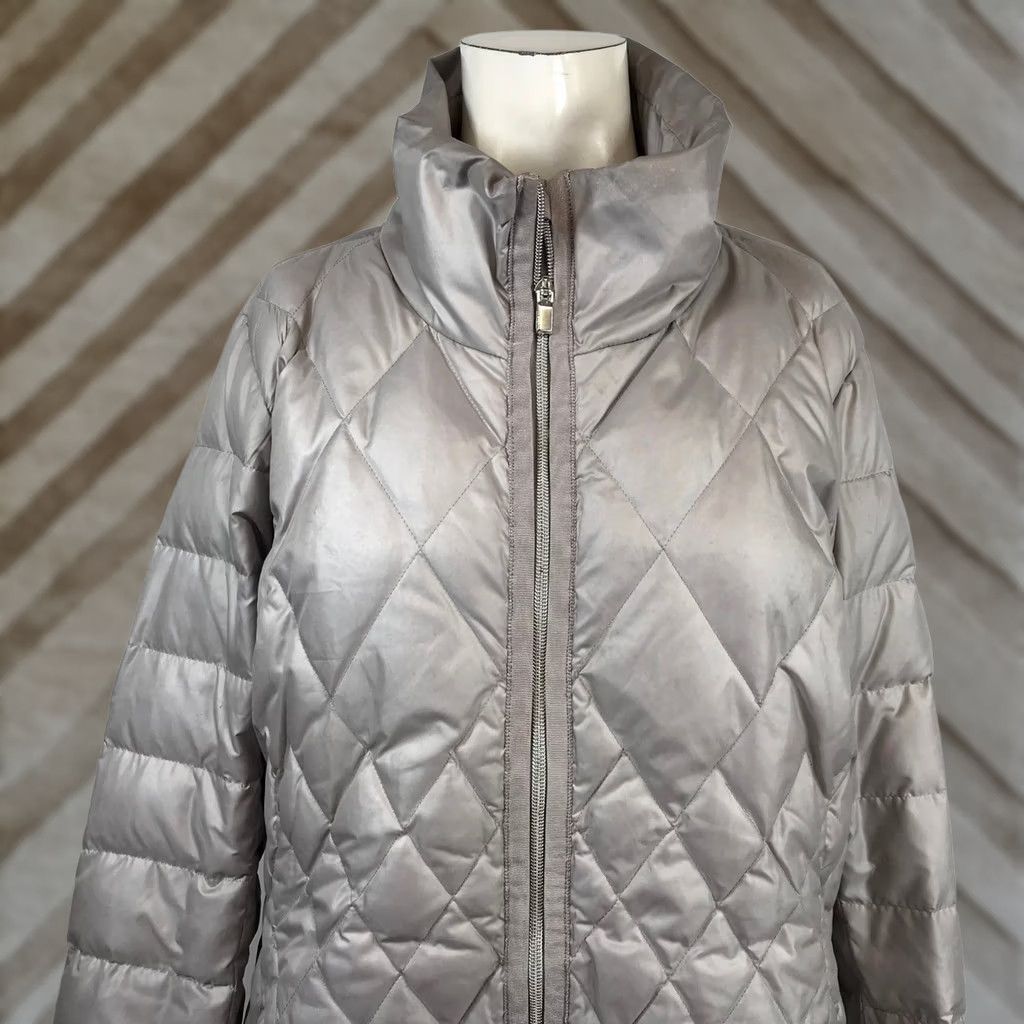 Athleta Athleta Puffer Jacket Mens? Womens Silver Taupe Quilted Funnel Neck Zip Pocket Mid-Length Seasonal Winter Fall Regular Size L Size L / US 10 / IT 46 - 1 Thumbnail