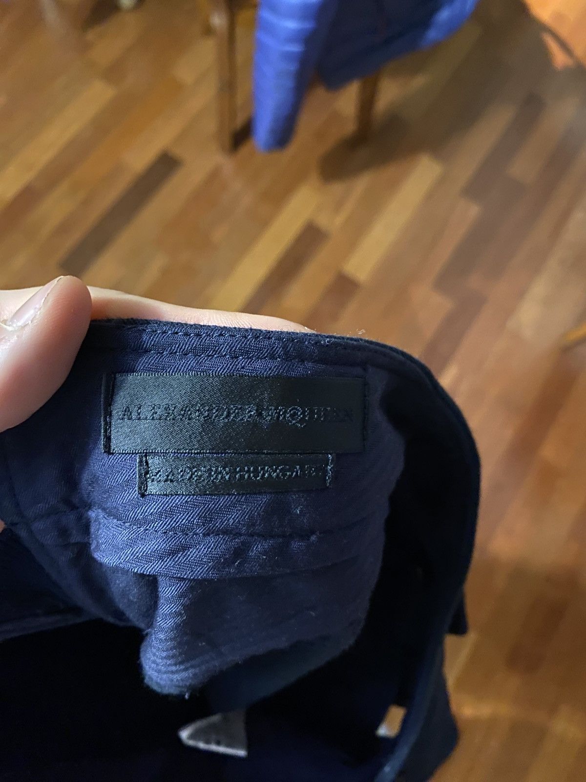 Alexander McQueen Navy Alexander Mcqueen trousers Size US 30 / EU 46 - 6 Thumbnail