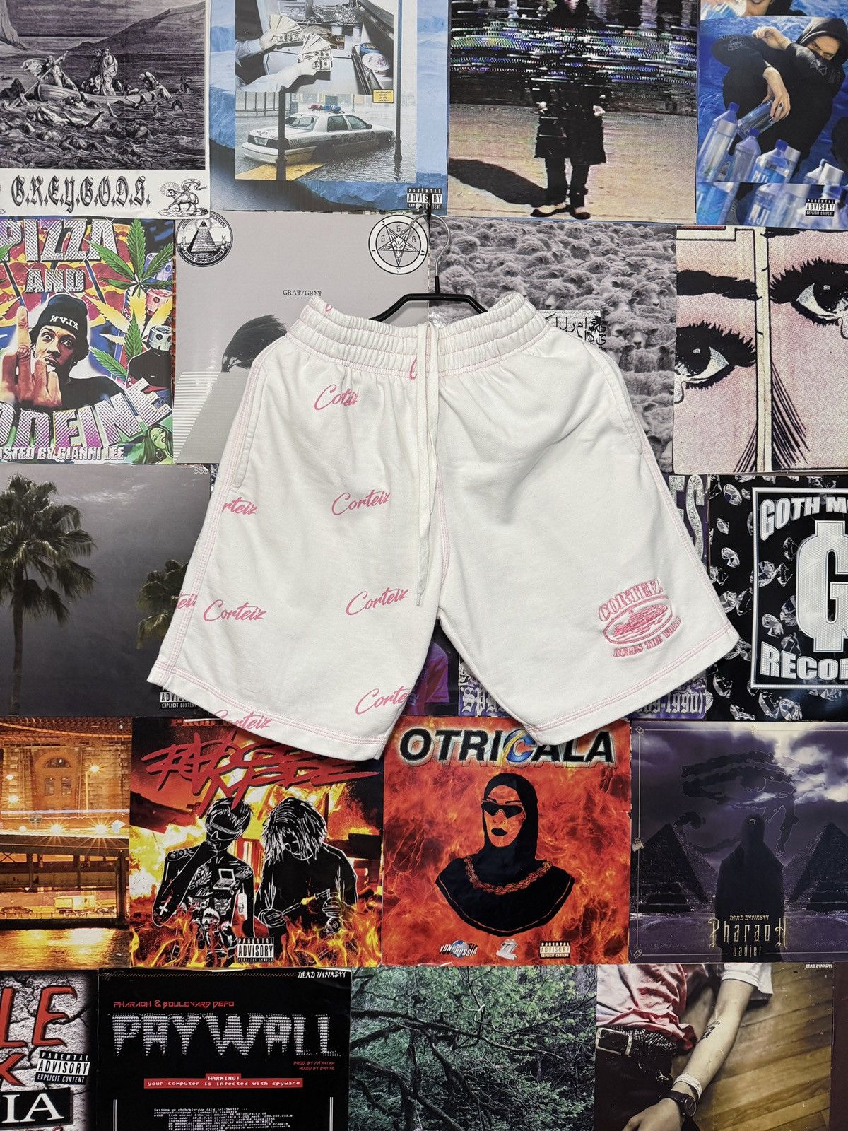 Corteiz Corteiz HMP Raw Hem shorts heather grey medium | Grailed