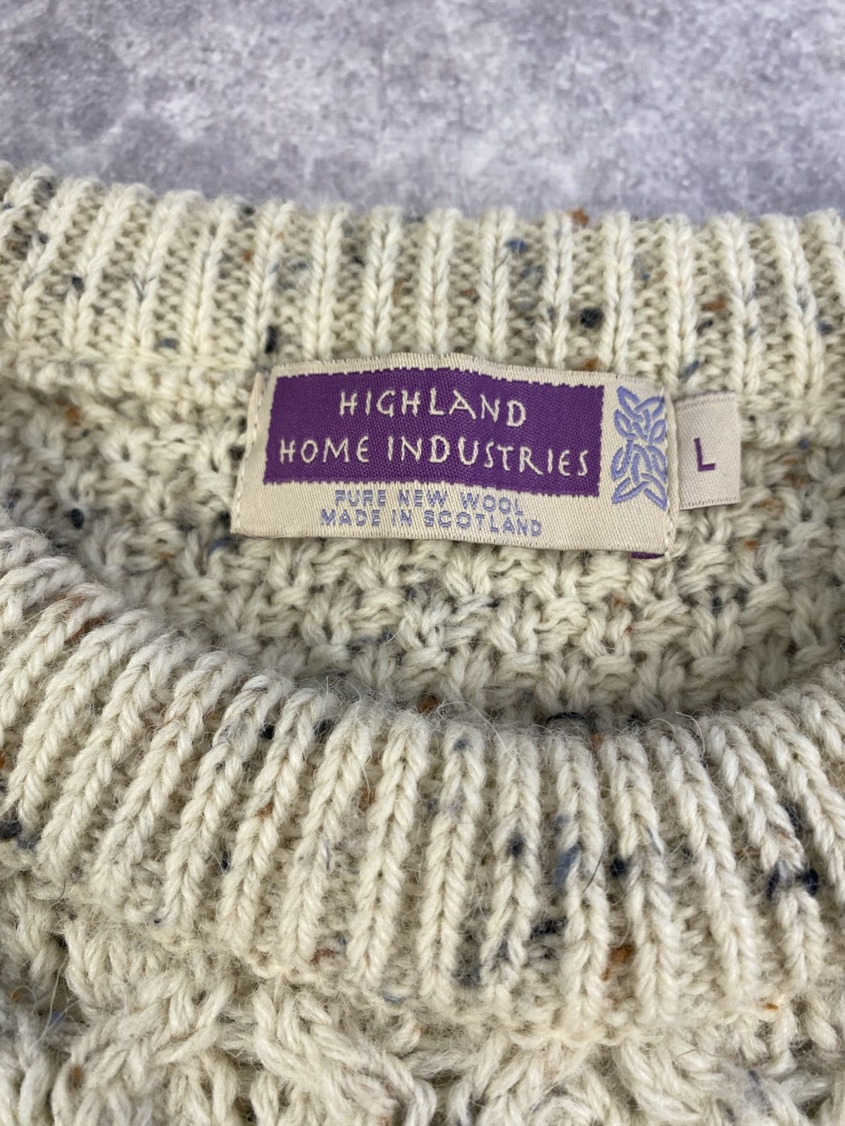 Vintage Highland Home Industries Wool Sweater Made in Scotland L Size L / US 10 / IT 46 - 3 Thumbnail