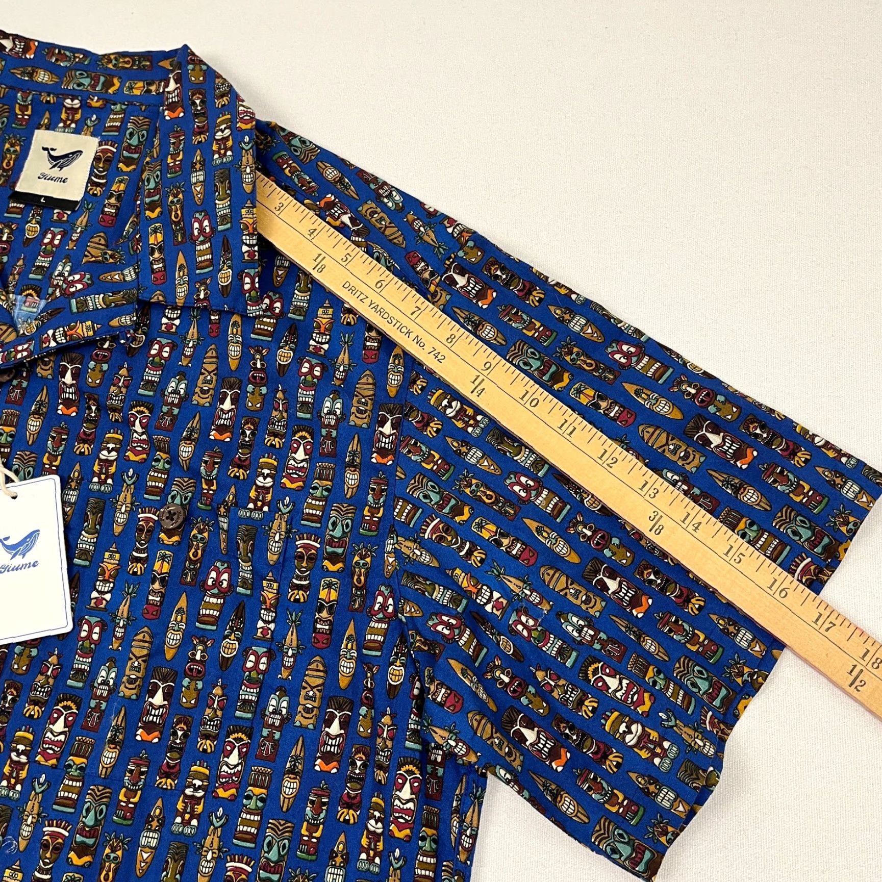 Vintage Yiume Shirt Mens L Blue Tiki Totem Hawaiian Floral Short Sleeve Button-Up Collared Shirt Size US L / EU 52-54 / 3 - 6 Thumbnail