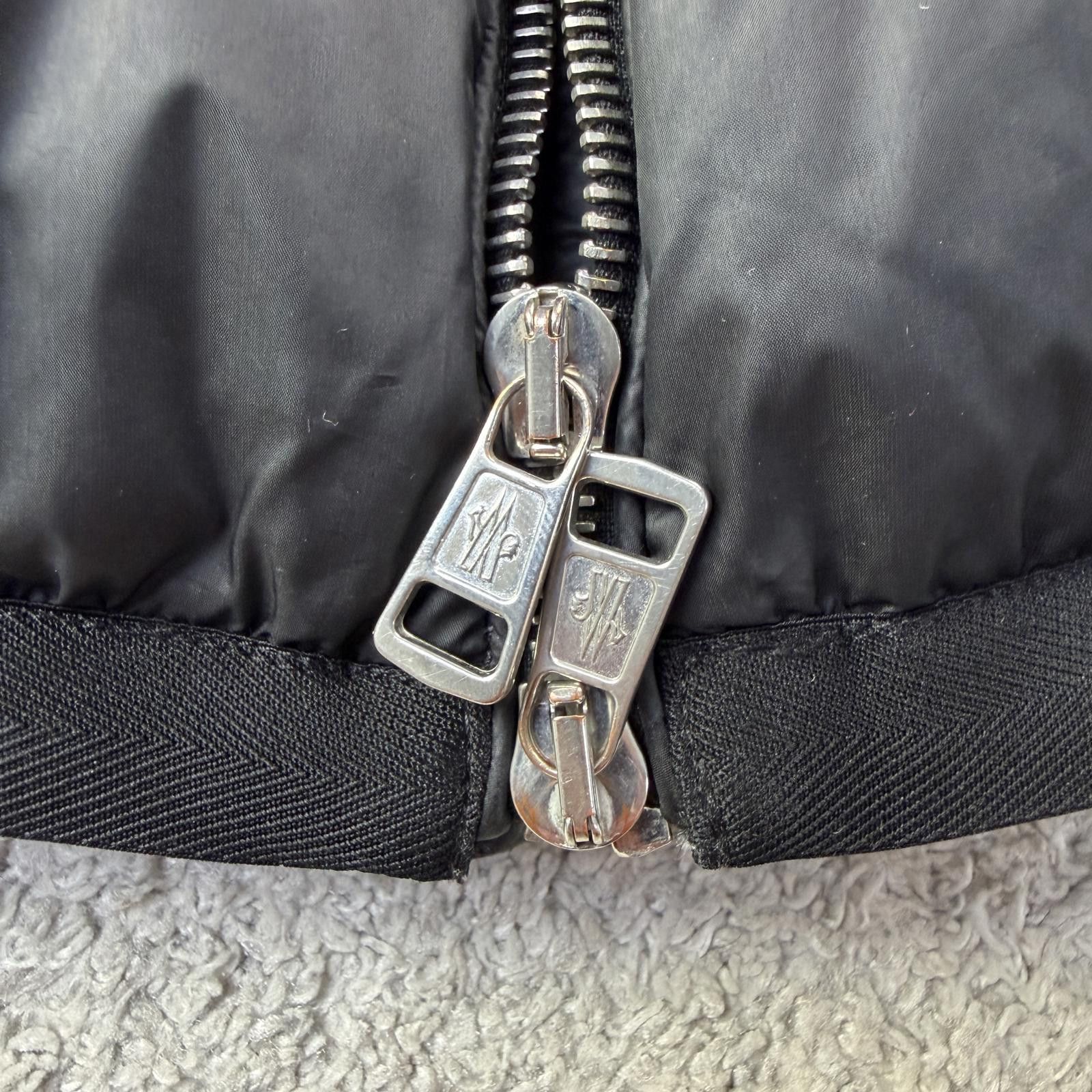 Moncler Moncler Clamart Size 2 S Size US S / EU 44-46 / 1 - 5 Thumbnail