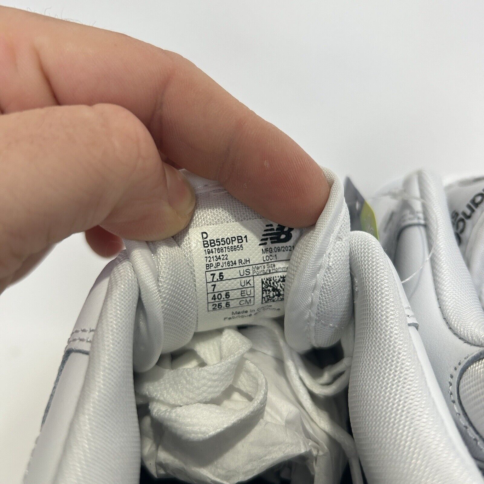 New Balance New Balance 550 “White Grey” 2024 Size US 7.5 / EU 40-41 - 6 Thumbnail