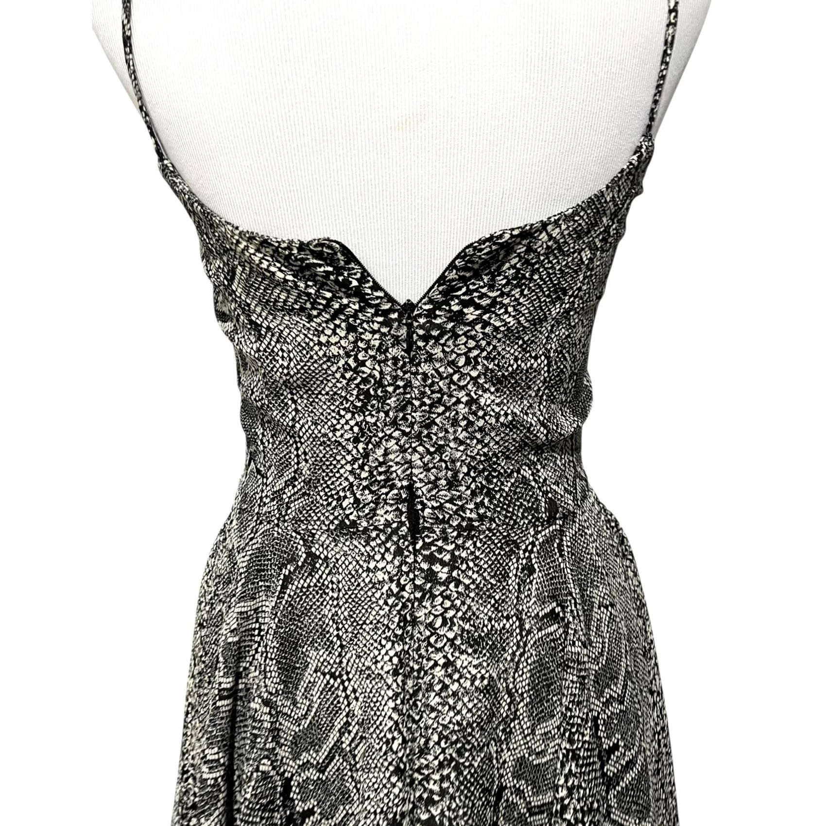 Vintage VINTAGE 90s Y2K Snakeskin Print Mini Dress Fits Flare Spaghetti Straps Women’s S Black Rayon Short Sleeve Party/Cocktail 90s Y2K Theme Womens Size S / US 4 / IT 40 - 7 Thumbnail