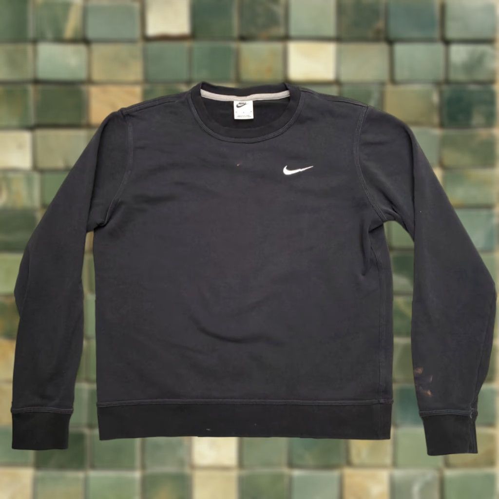 Nike Nike Sweatshirt Mens M Black Crewneck Pullover Embroidered Swoosh Casual Size US M / EU 48-50 / 2 - 1 Thumbnail