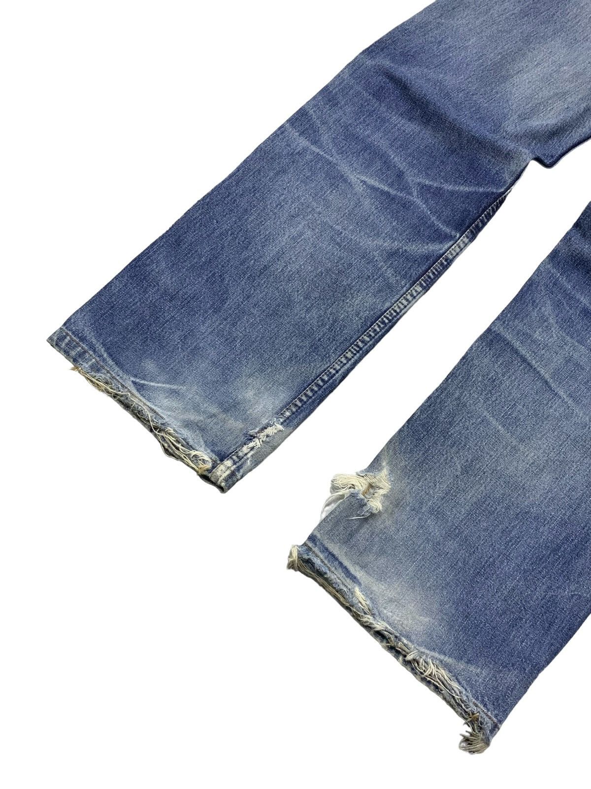 Levi's × Vintage Vintage Levis 504 Selvedge Baggy Cut Distressed Jeans Size US 30 / EU 46 - 12 Thumbnail