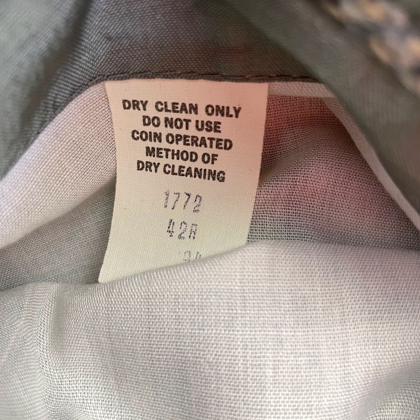 Vintage VINTAGE Nate Friedman Blazer Men 42R Tweed Wool Herringbone Gray Blue Beige 2-Button Notch Lapel Campaign/Business Casual Mens Size 42R - 7 Thumbnail