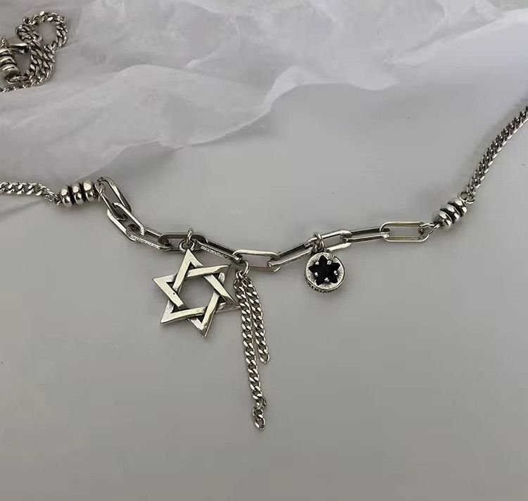 Vintage Spider Pendants Necklaces Size ONE SIZE - 4 Thumbnail