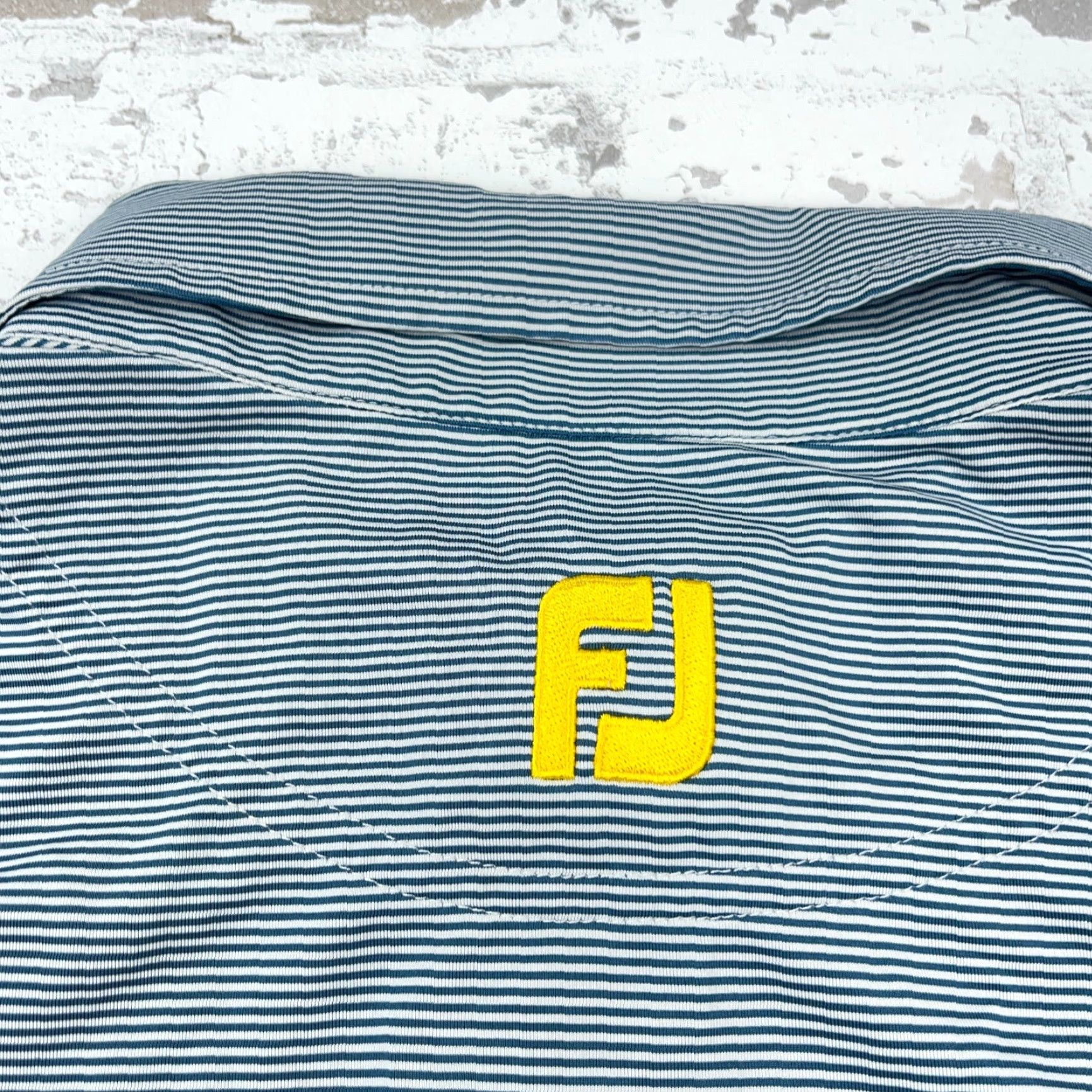 Footjoy FootJoy Polo Shirt Men XL Blue Yellow Performance Golf Club Stretch Wicking Size US XL / EU 56 / 4 - 5 Thumbnail