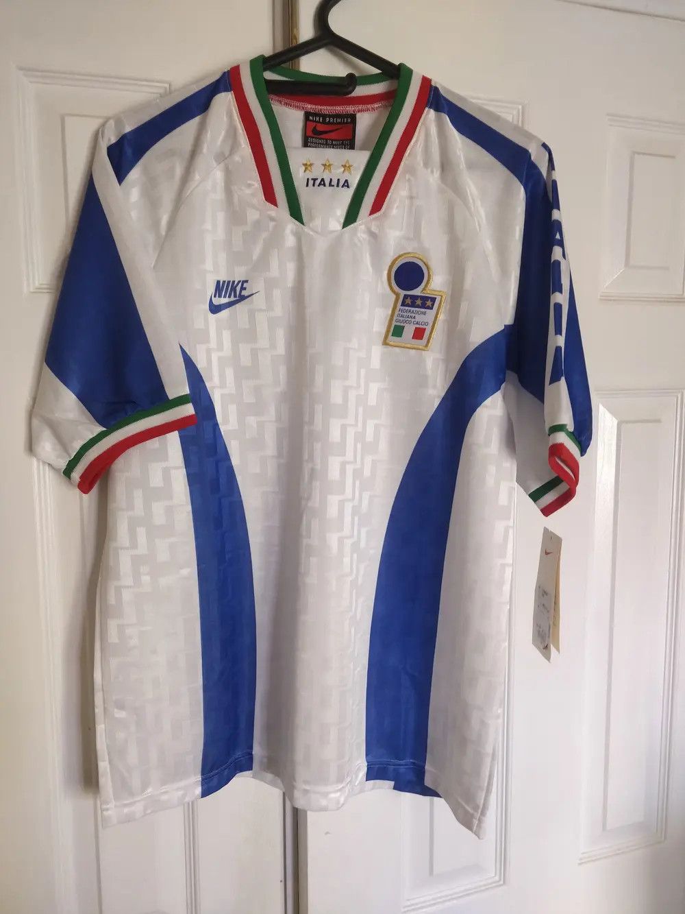 Nike Italy 1996 BNWT Rare Jersey Nike Size US M / EU 48-50 / 2 - 1 Thumbnail