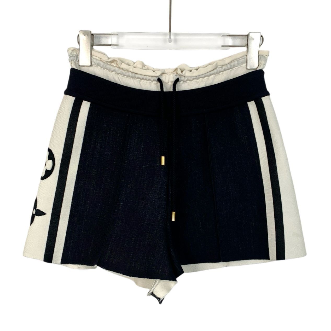 Louis Vuitton Louis Vuitton Wool Blend Black & White High-Waisted Shorts W Size 25" / US 0 / IT 36 - 1 Thumbnail