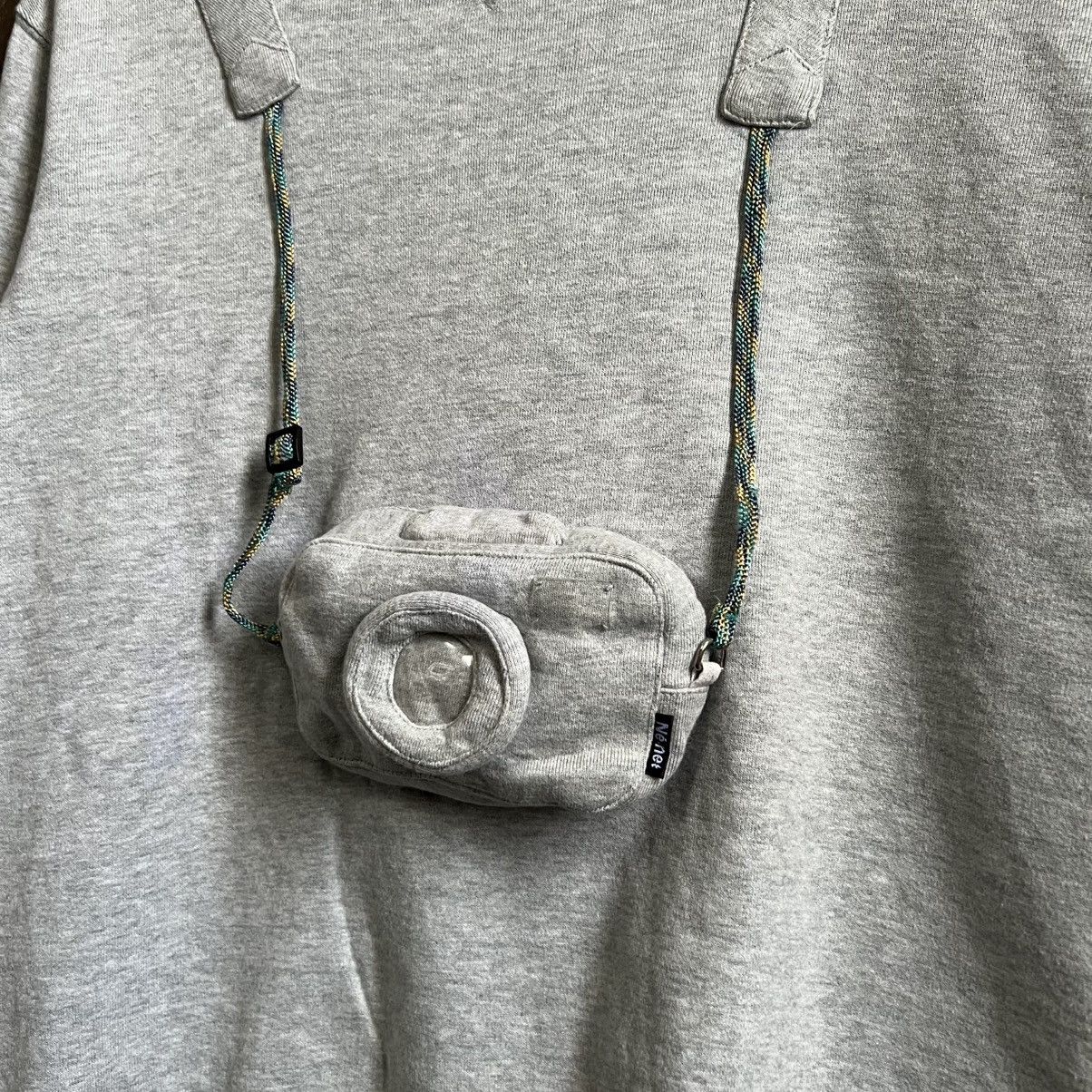 Ne-Net Ne-net camera crewneck Size US S / EU 44-46 / 1 - 3 Thumbnail