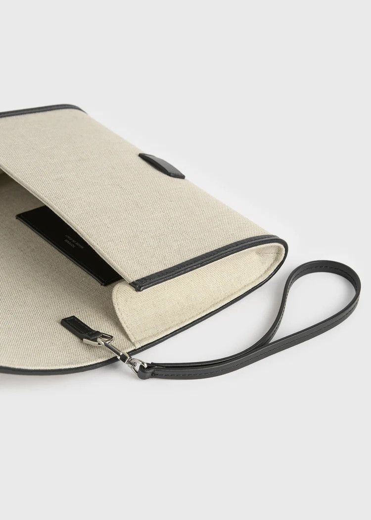 Toteme os11x0726 Size: OS / T-Flap Envelope in Ecru/Black Size ONE SIZE - 8 Thumbnail