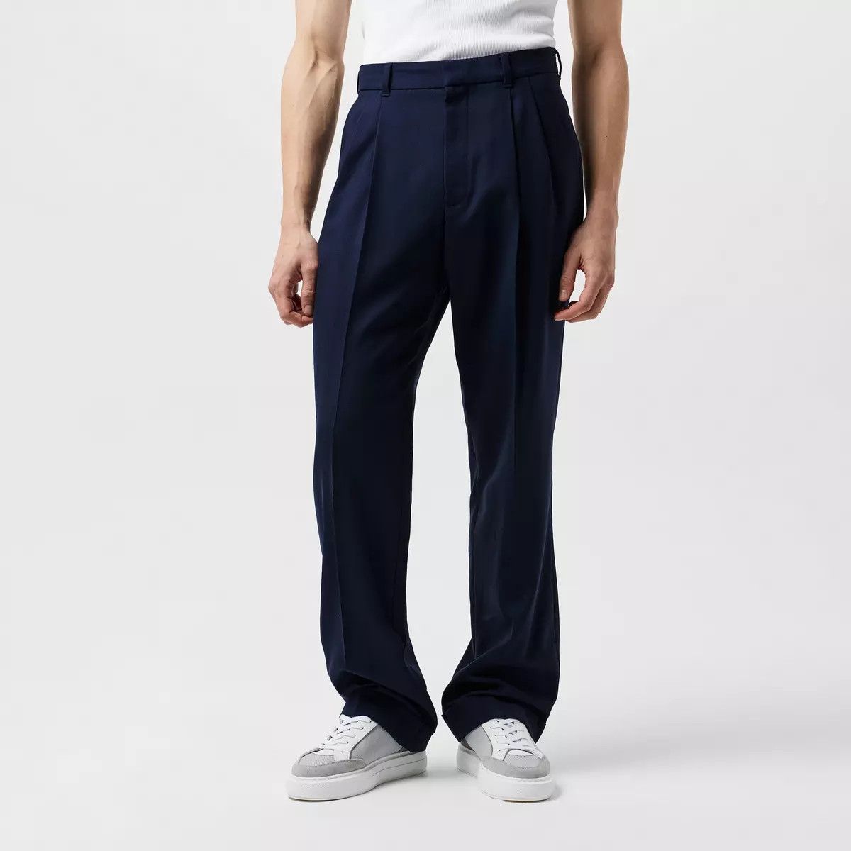 Casablanca o1g2r1mq0426 Pleated Trousers in Navy Size US 32 / EU 48 - 2 Thumbnail