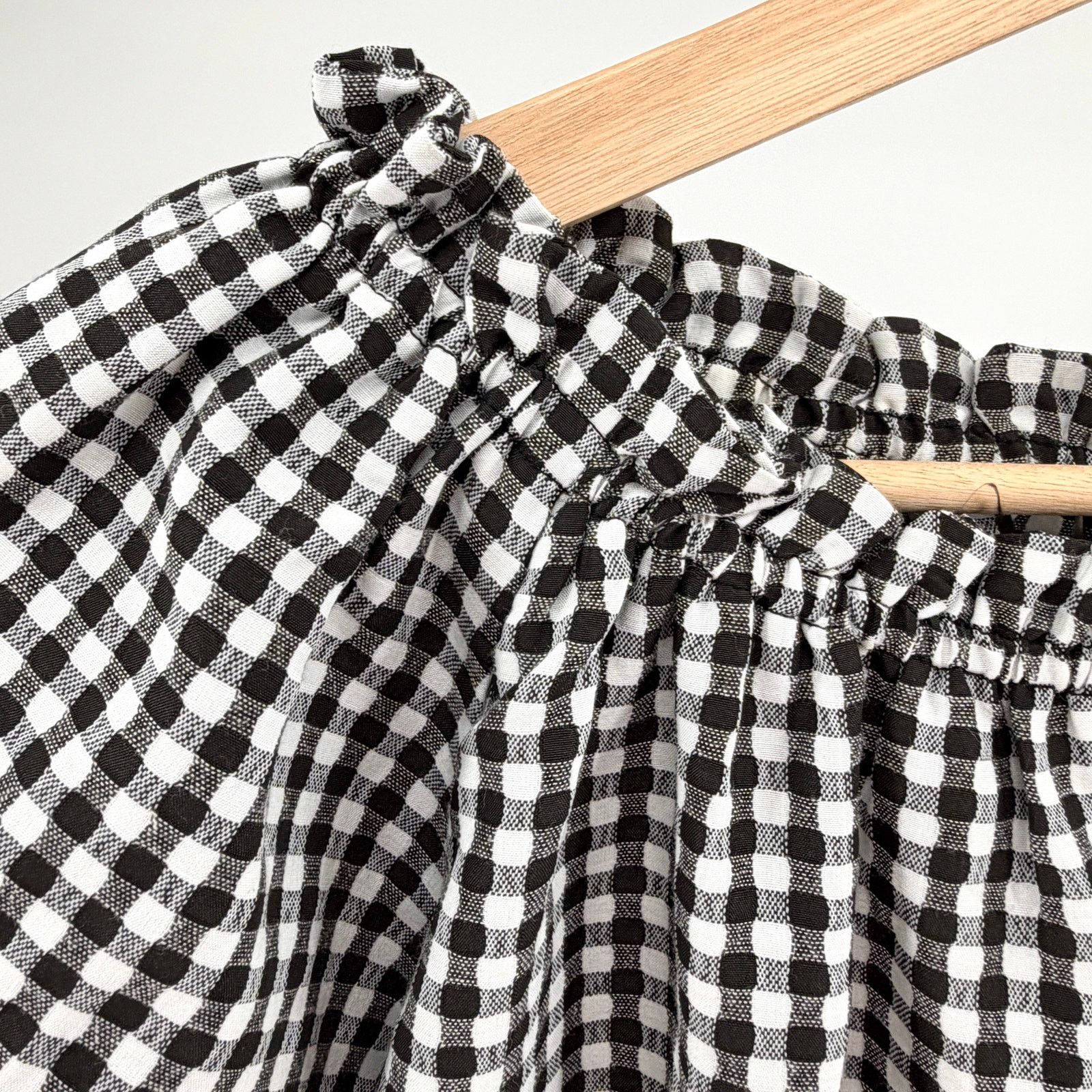 Buffalo David Bitton Black White Gingham Smocked Off-Shoulder Top Size S / US 4 / IT 40 - 2 Thumbnail