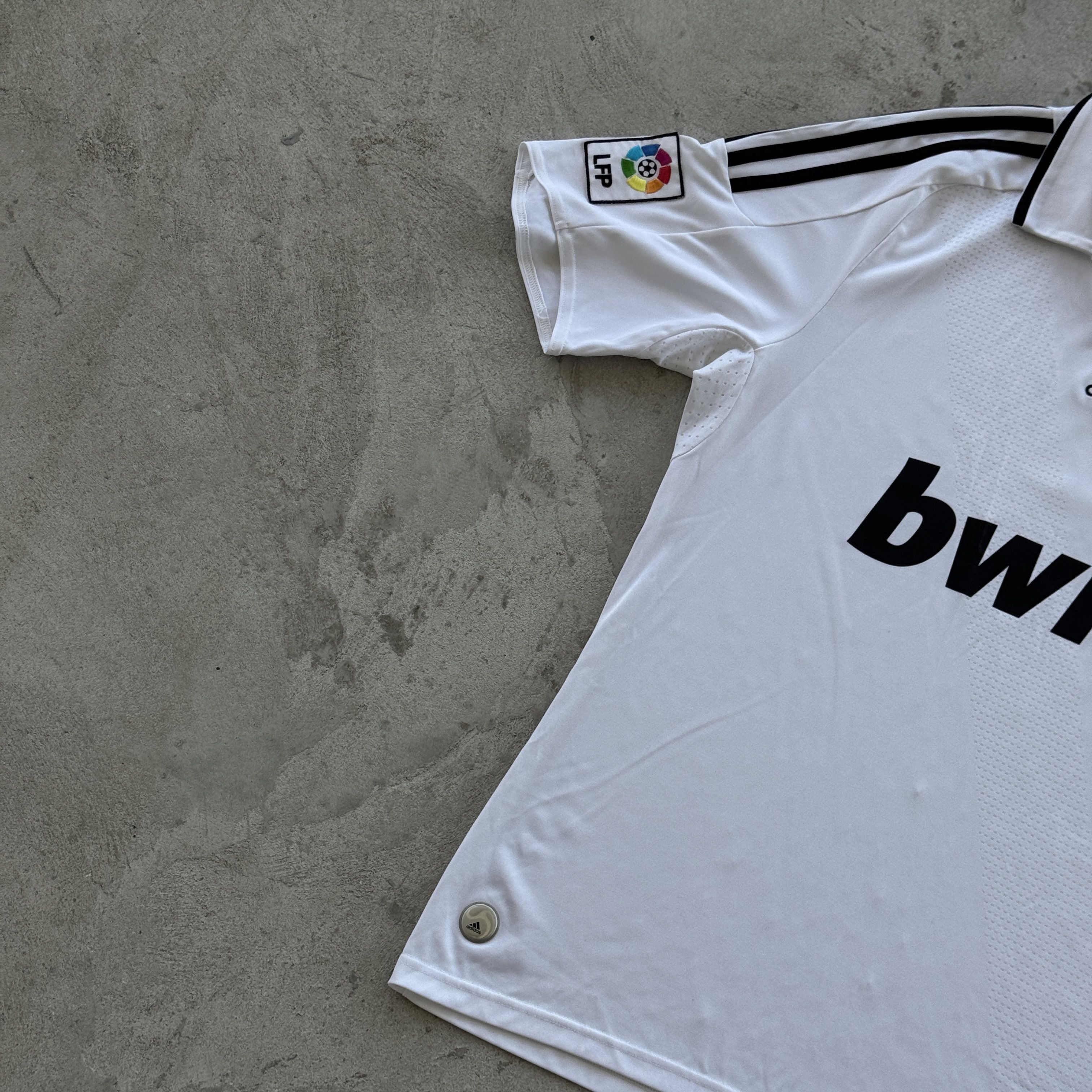 Adidas Adidas Real Madrid 2009 2010 Home Football Jersey Size L Size US L / EU 52-54 / 3 - 3 Thumbnail