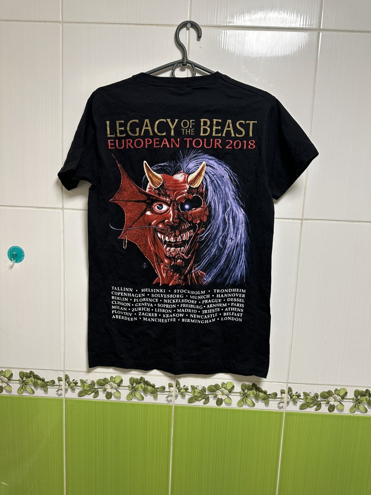 Band Tees × Iron Maiden 2018 Iron Maiden European Legacy Of The Beast Tour Size: S Size US S / EU 44-46 / 1 - 1 Thumbnail