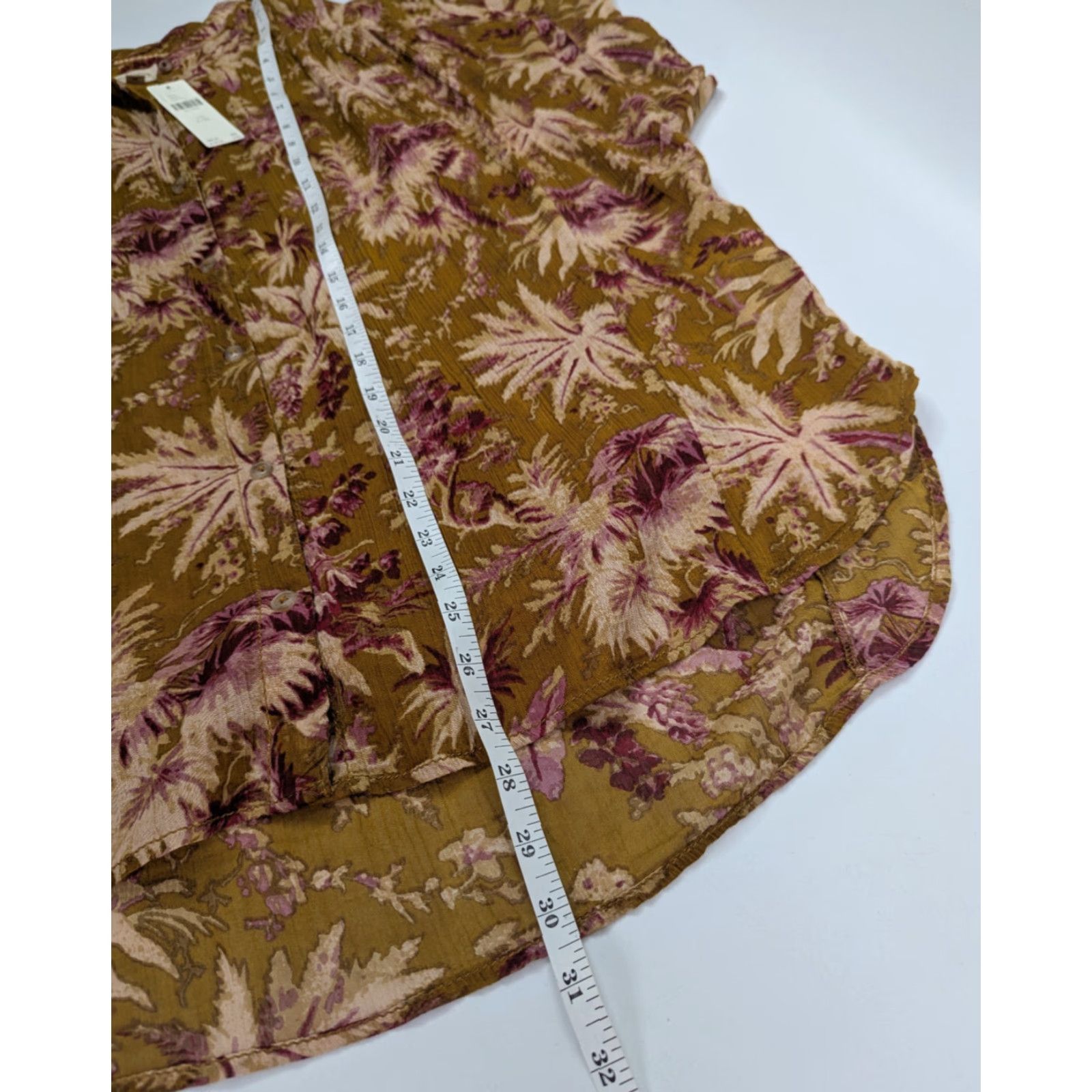 Anthropologie NWT Anthropologie Blouse Shirt Floral Short-Sleeve Batwing Peaches Cotton Women's L/XL Regular • Boho, College, Festival, Love, 90s? Size L / US 10 / IT 46 - 4 Thumbnail