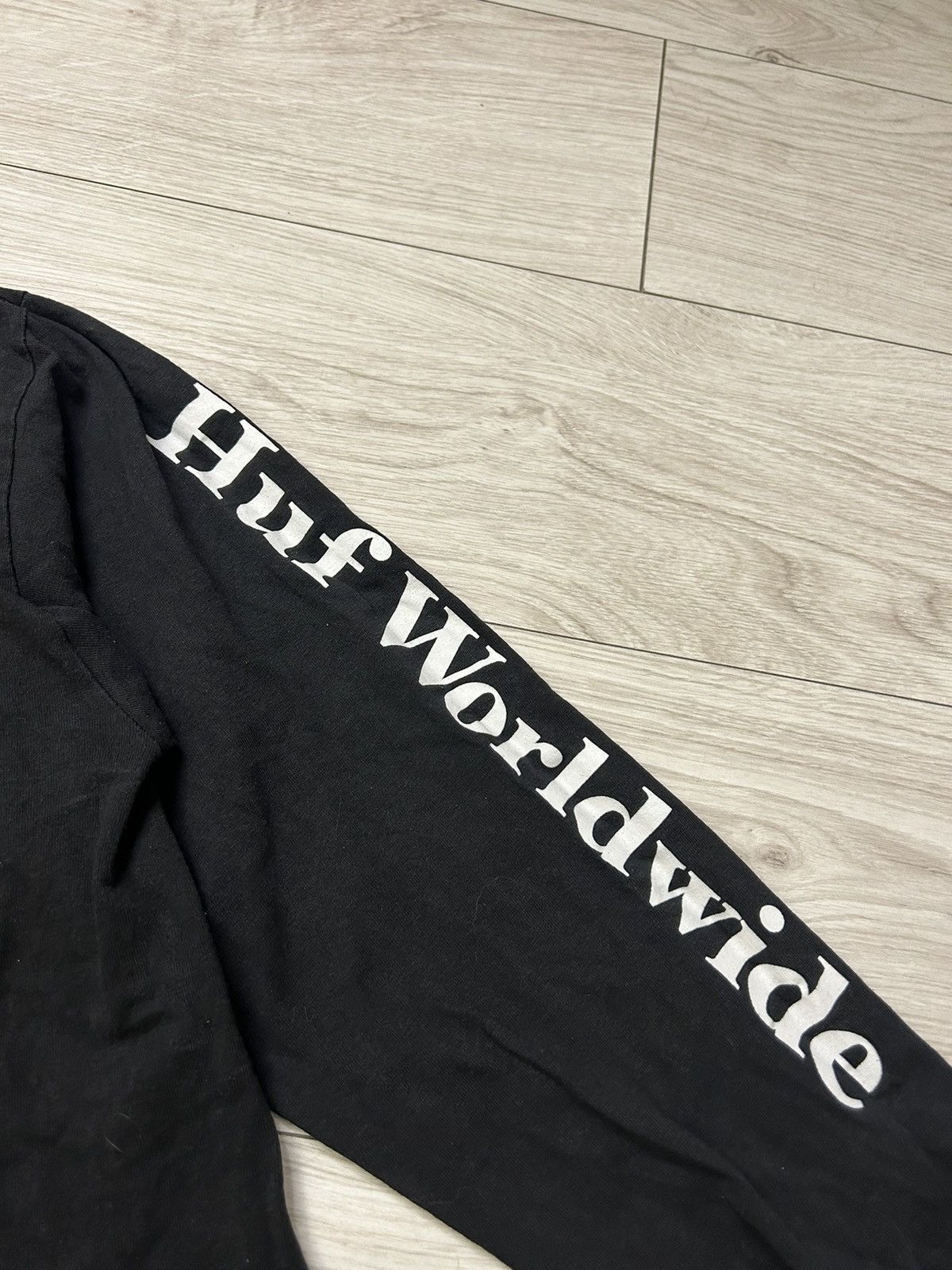 Huf Huf Longsleeve T-shirt Size US L / EU 52-54 / 3 - 5 Thumbnail