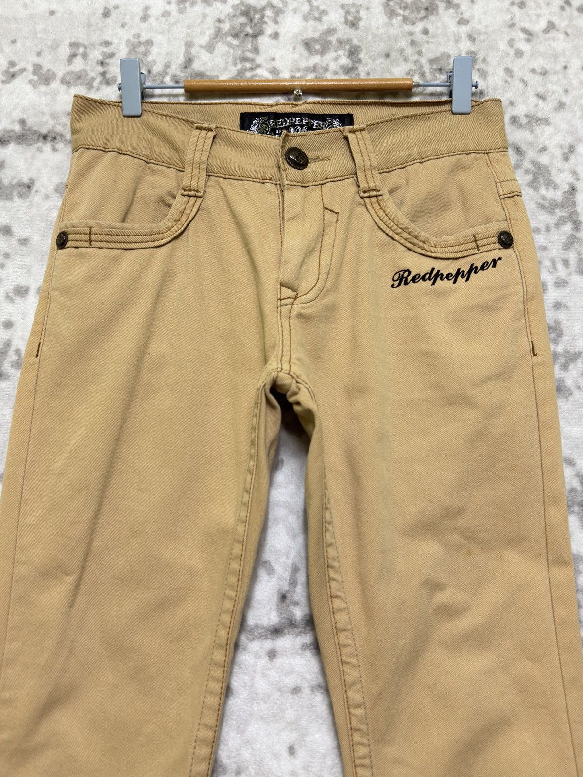 Ed Hardy Ed Hardy x Red Pepper Y2K Embroidered Tiger Jeans Worn Dirty Size US 30 / EU 46 - 3 Thumbnail