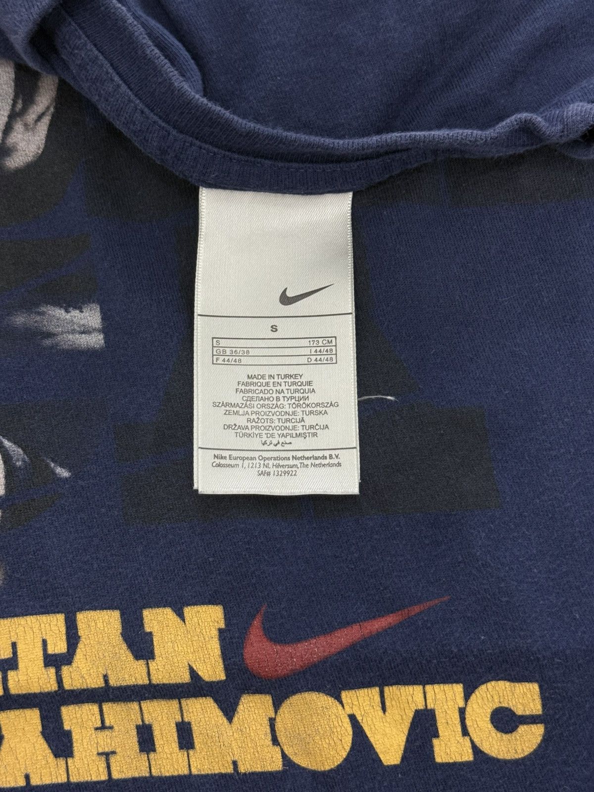 Nike Vintage FC Barcelona Zlatan Ibrahimovic Nike Soccer T Shirt Size US S / EU 44-46 / 1 - 3 Thumbnail