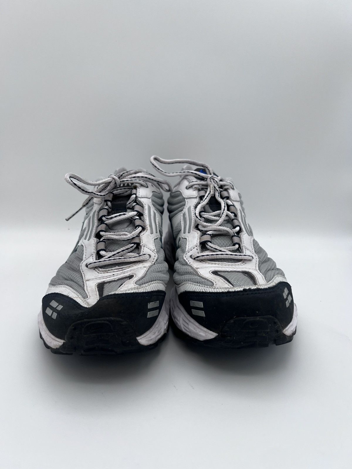 Nike NICE 2007 Nike Air Copious Shoes Mens US10 White Gray Size US 10 / EU 43 - 2 Thumbnail