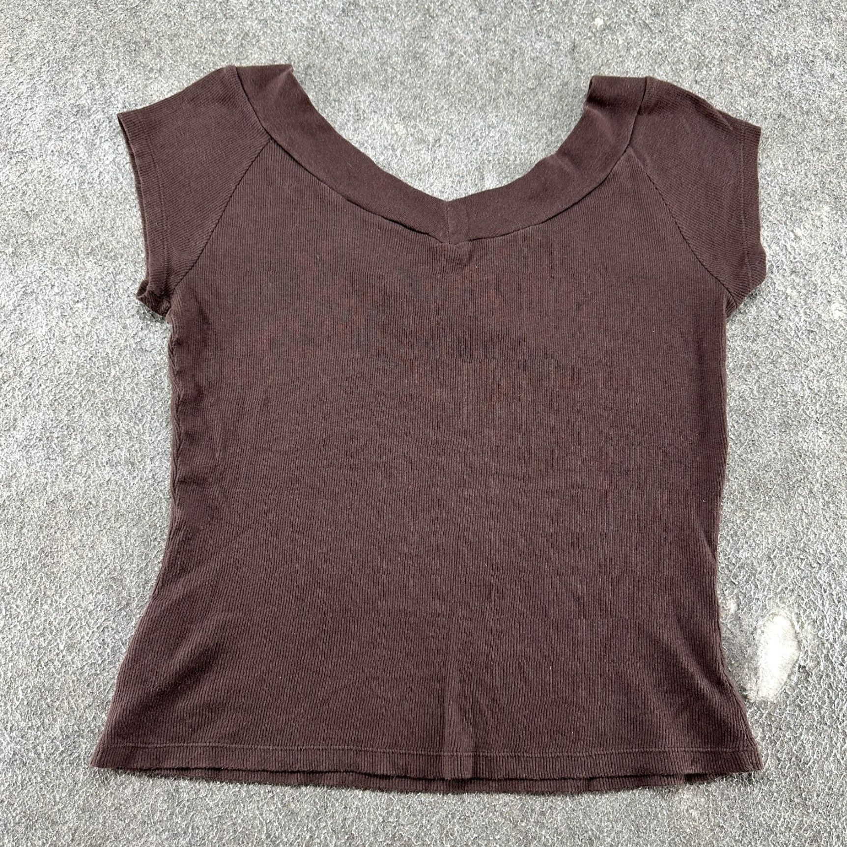 Vintage VINTAGE Mixit Top Women's Large Brown Short Sleeve V Neck Ribbed Knit Cotton Y2K Dog 90s Funny Logo Pullover Base Layer Size L / US 10 / IT 46 - 3 Thumbnail